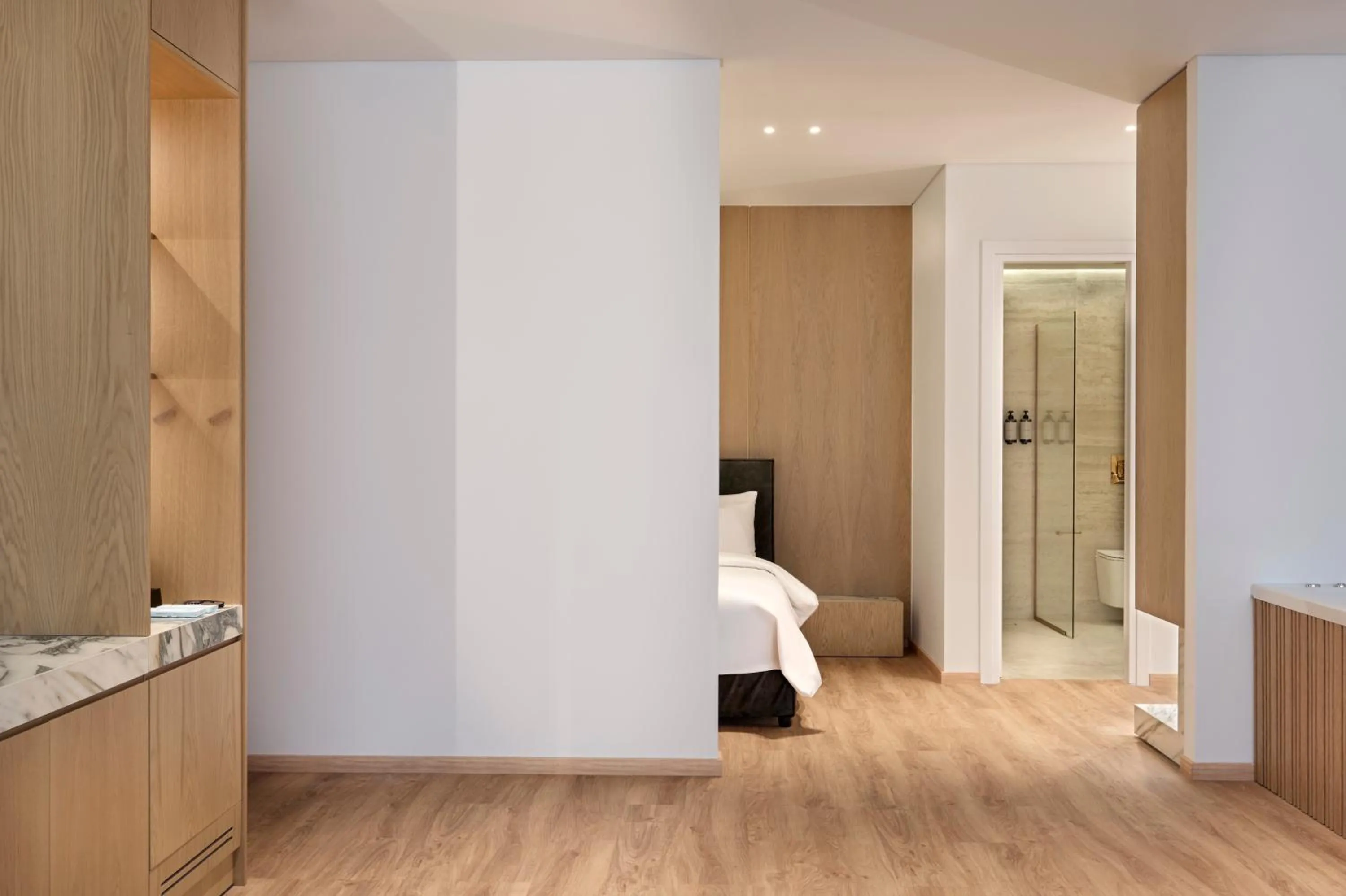 Facade/entrance, Bed in Nur City Suites