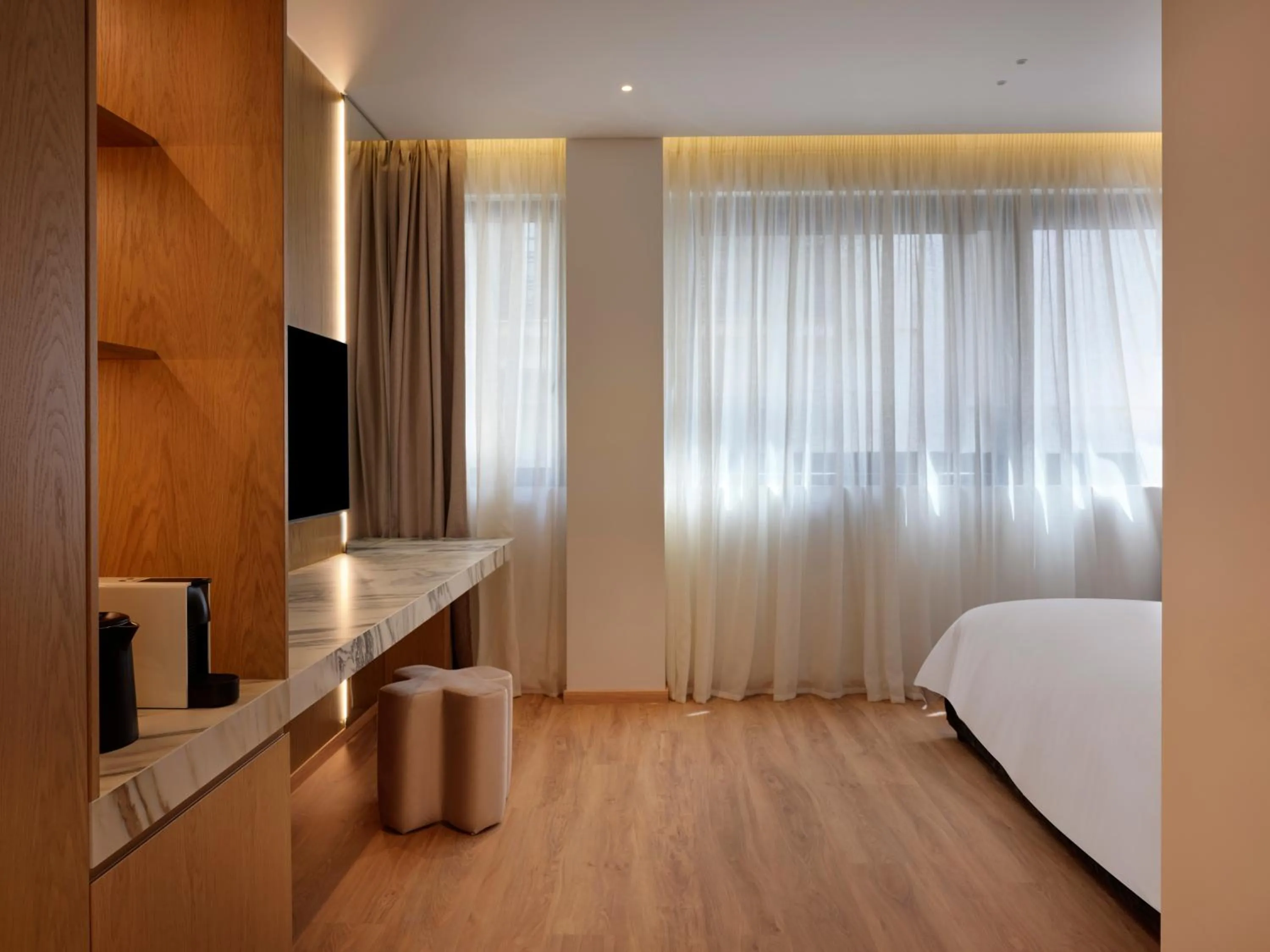 Bedroom, Bed in Nur City Suites
