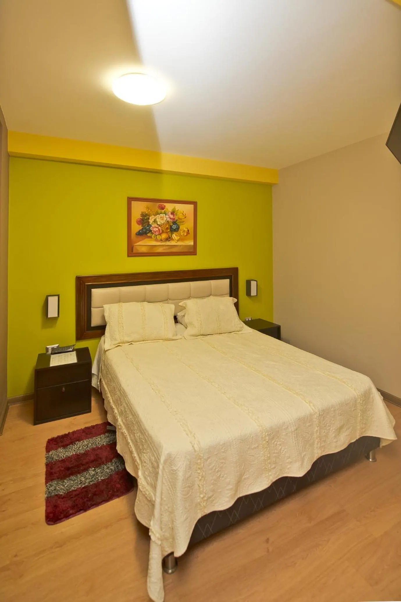 Bed in Plaza Sur Hotel & Suites