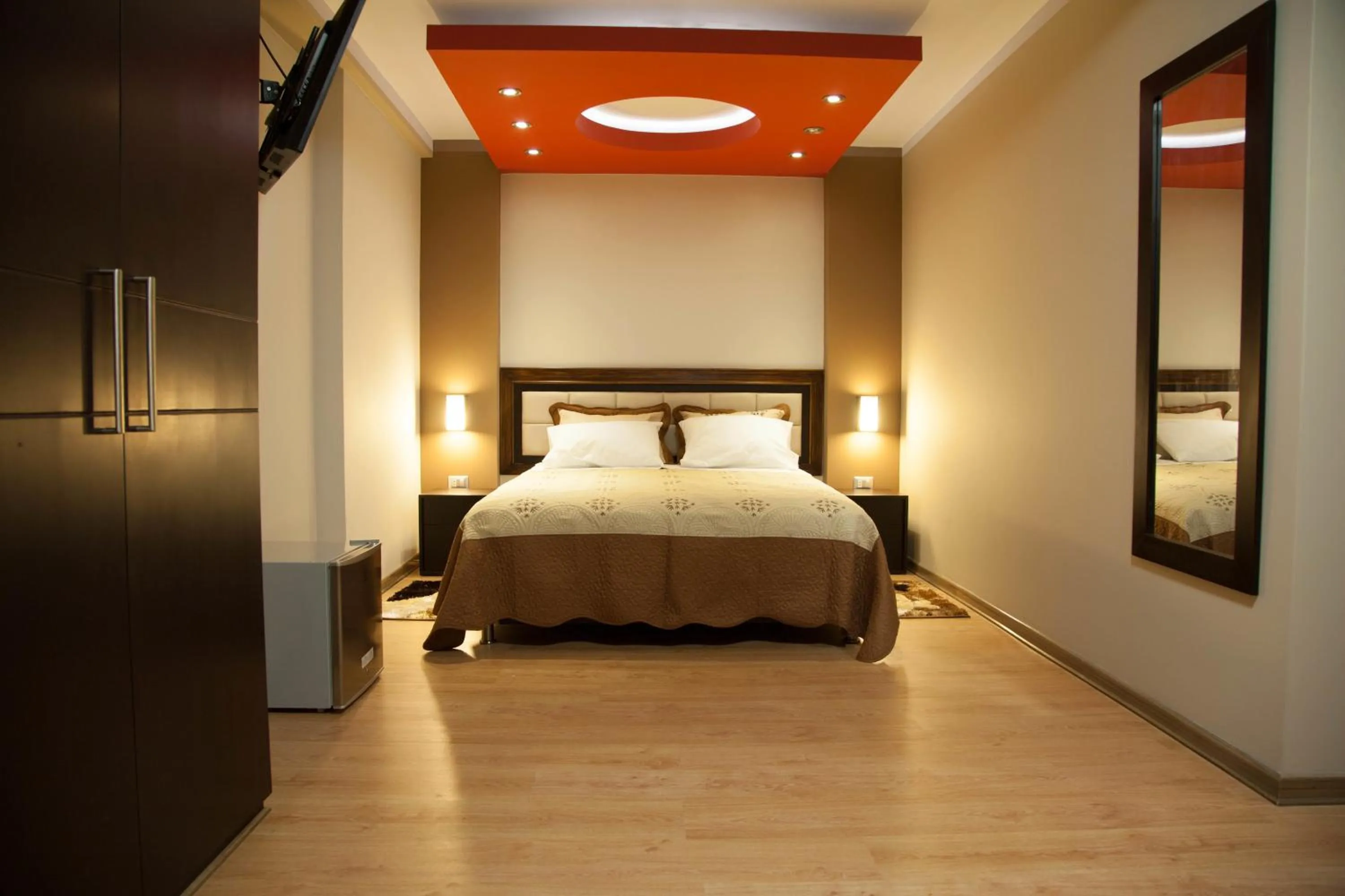 Bed in Plaza Sur Hotel & Suites