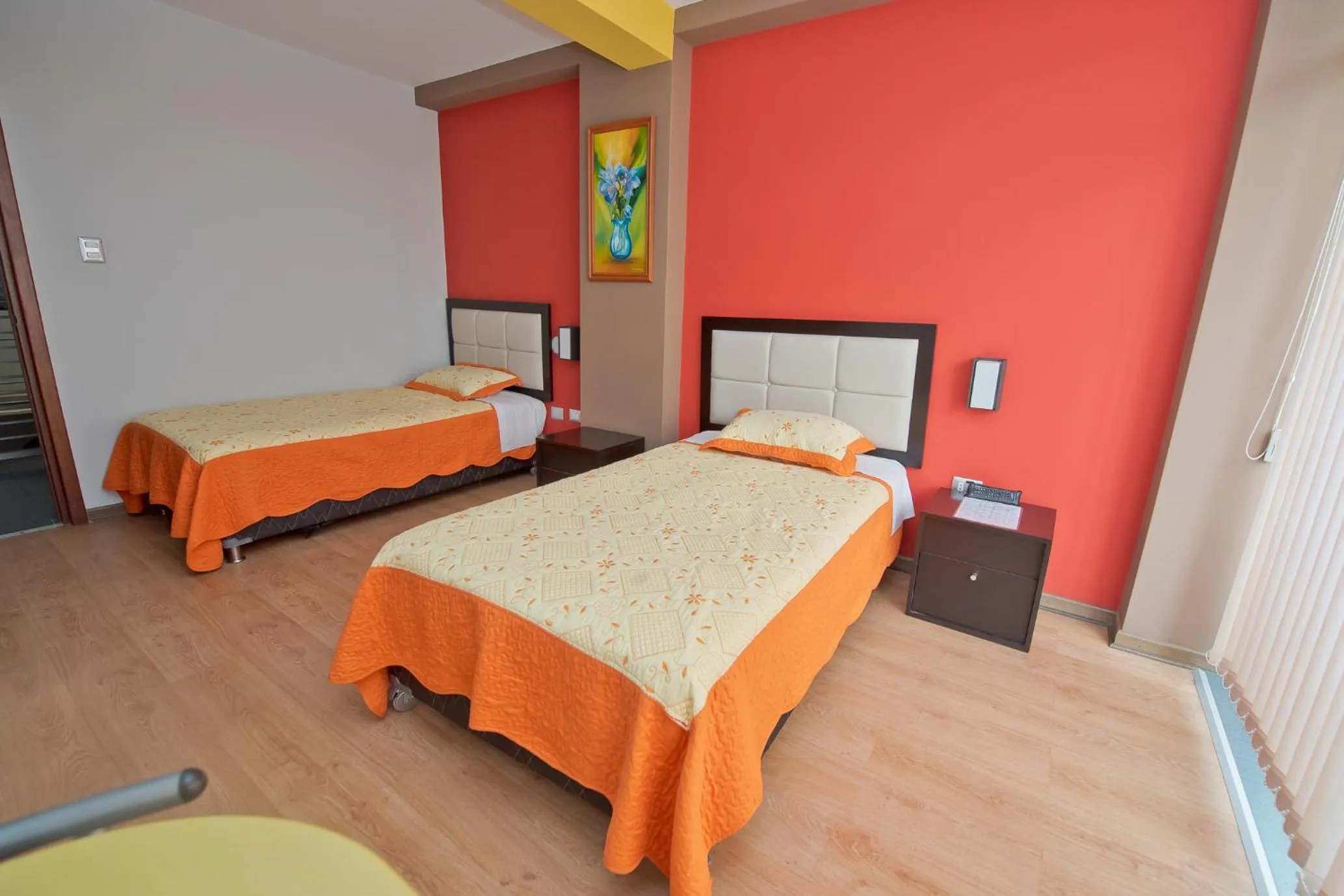 Bed in Plaza Sur Hotel & Suites