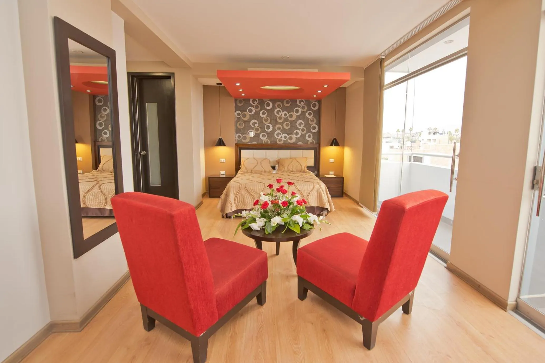 Plaza Sur Hotel & Suites