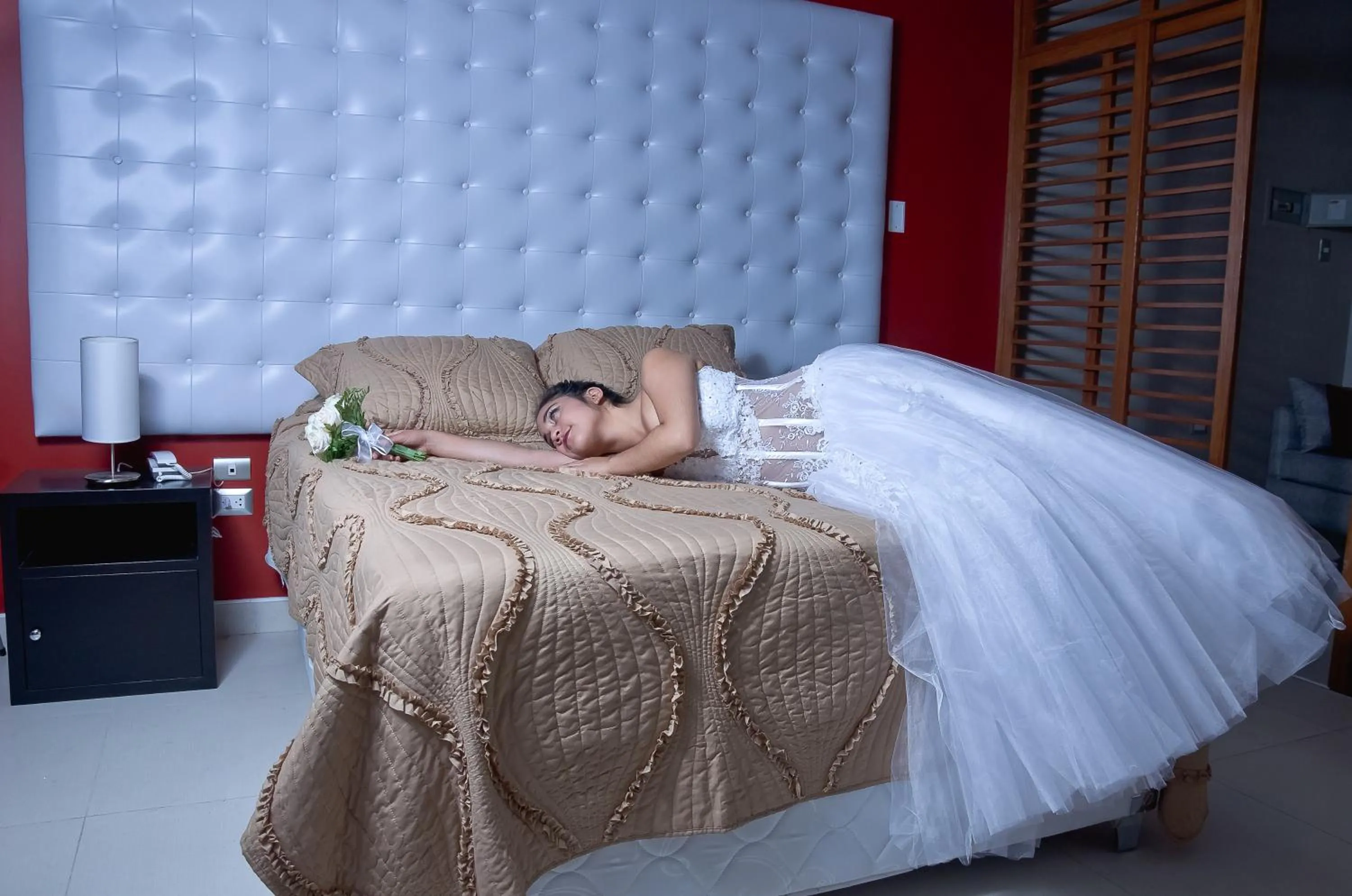 Staff, Bed in Plaza Sur Hotel & Suites