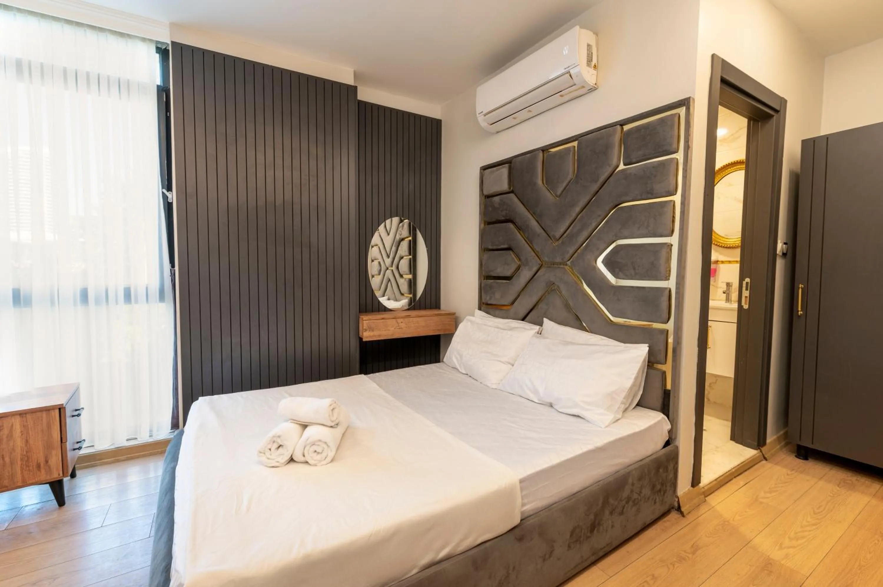 Bed in Highway 34 Hotel