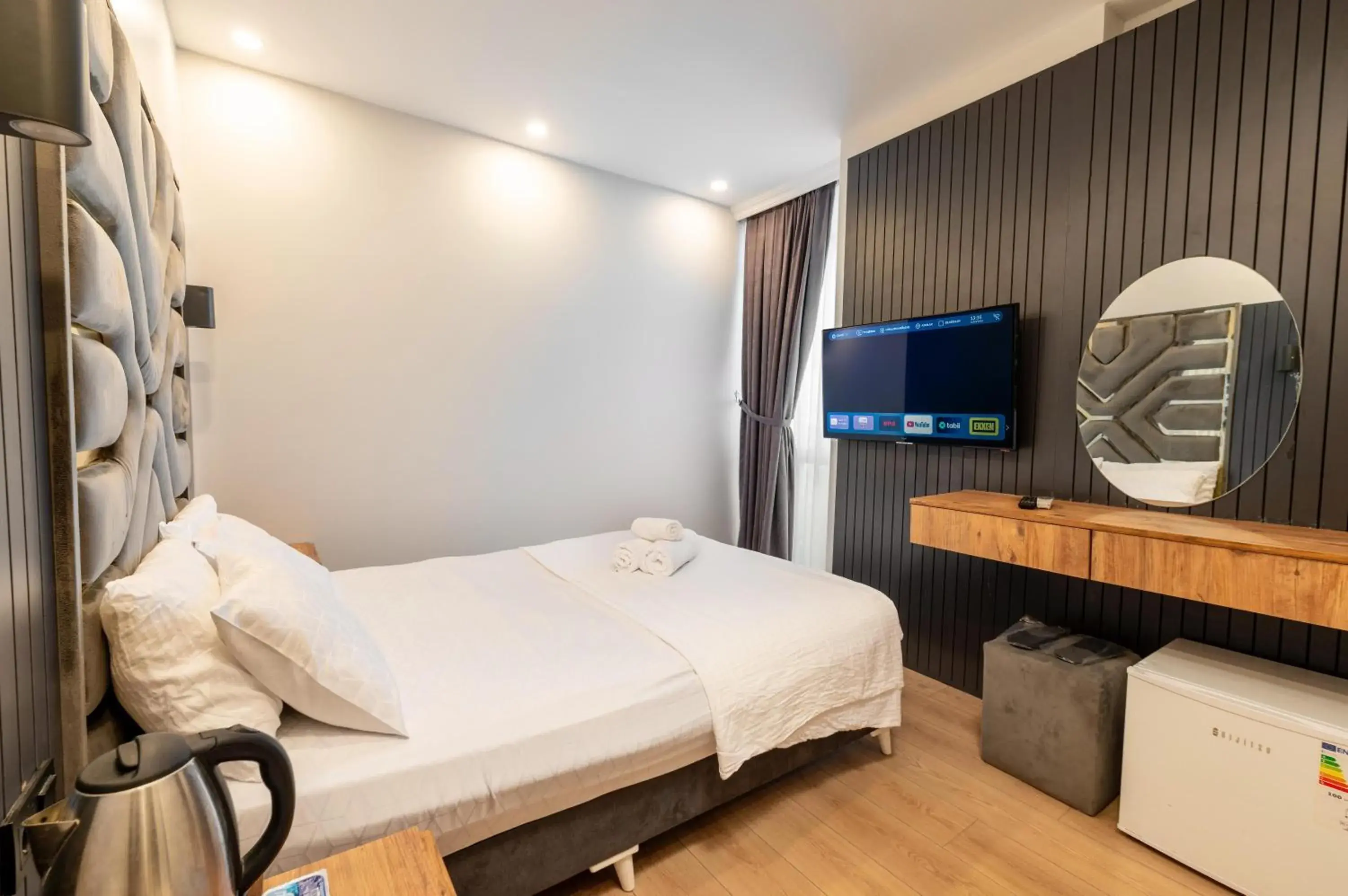 Double Room with Private Bathroom - single occupancy in Highway 34 Hotel Double Room with Private Bathroom - single occupancy in Highway 34 Hotel