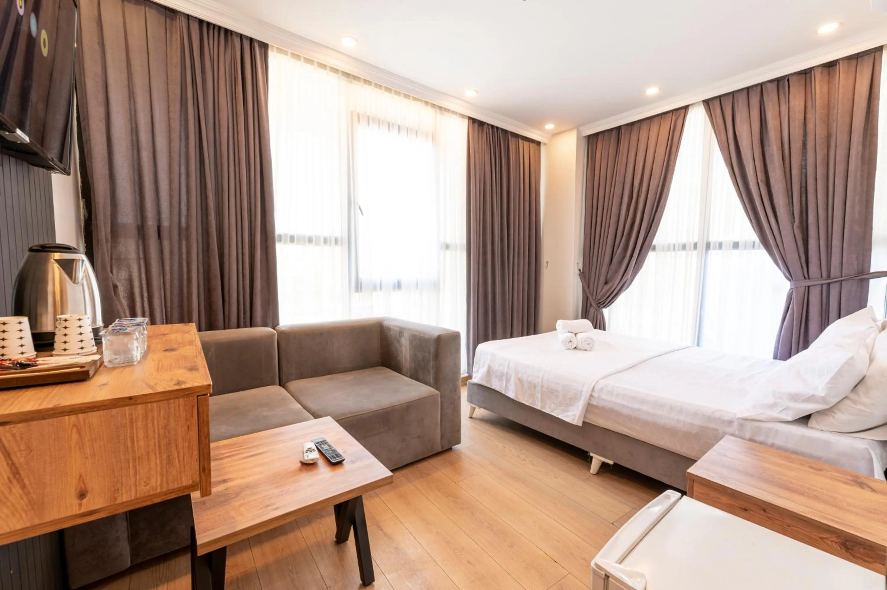 Bed in Highway 34 Hotel