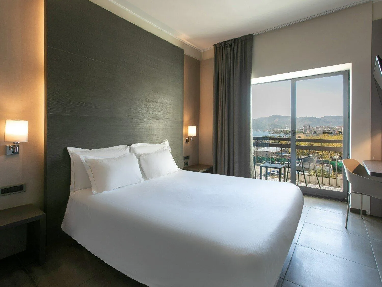 Photo of the whole room, Bed in B&B Hotel Savona