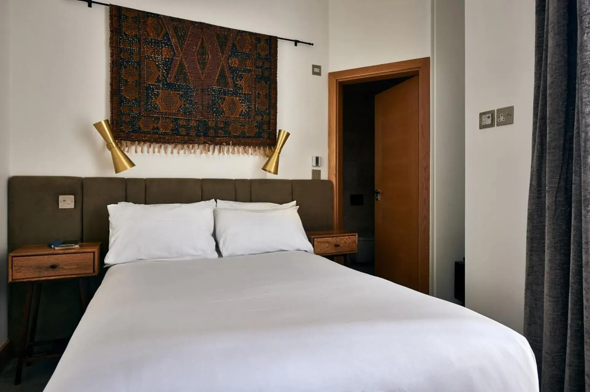 Bedroom, Bed in Líbere London Edgware Road Bedroom, Bed in Líbere London Edgware Road