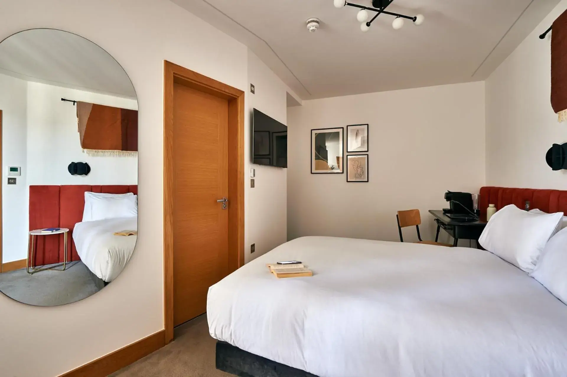 Bedroom, Bed in Líbere London Edgware Road Bedroom, Bed in Líbere London Edgware Road