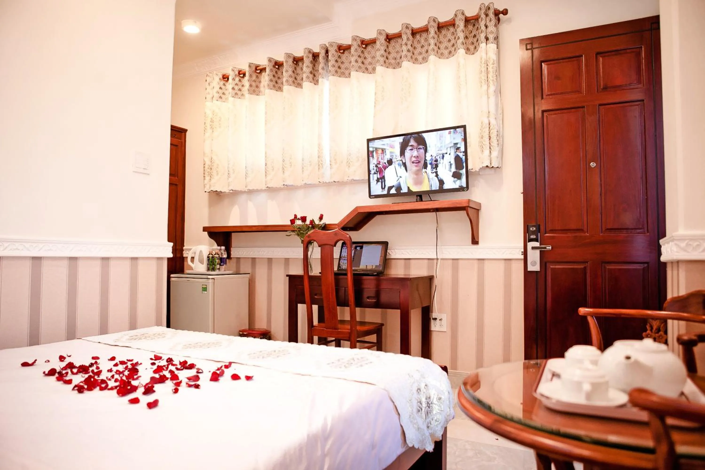 Photo of the whole room, Bed in Ngoc Lam Can Tho Hotel