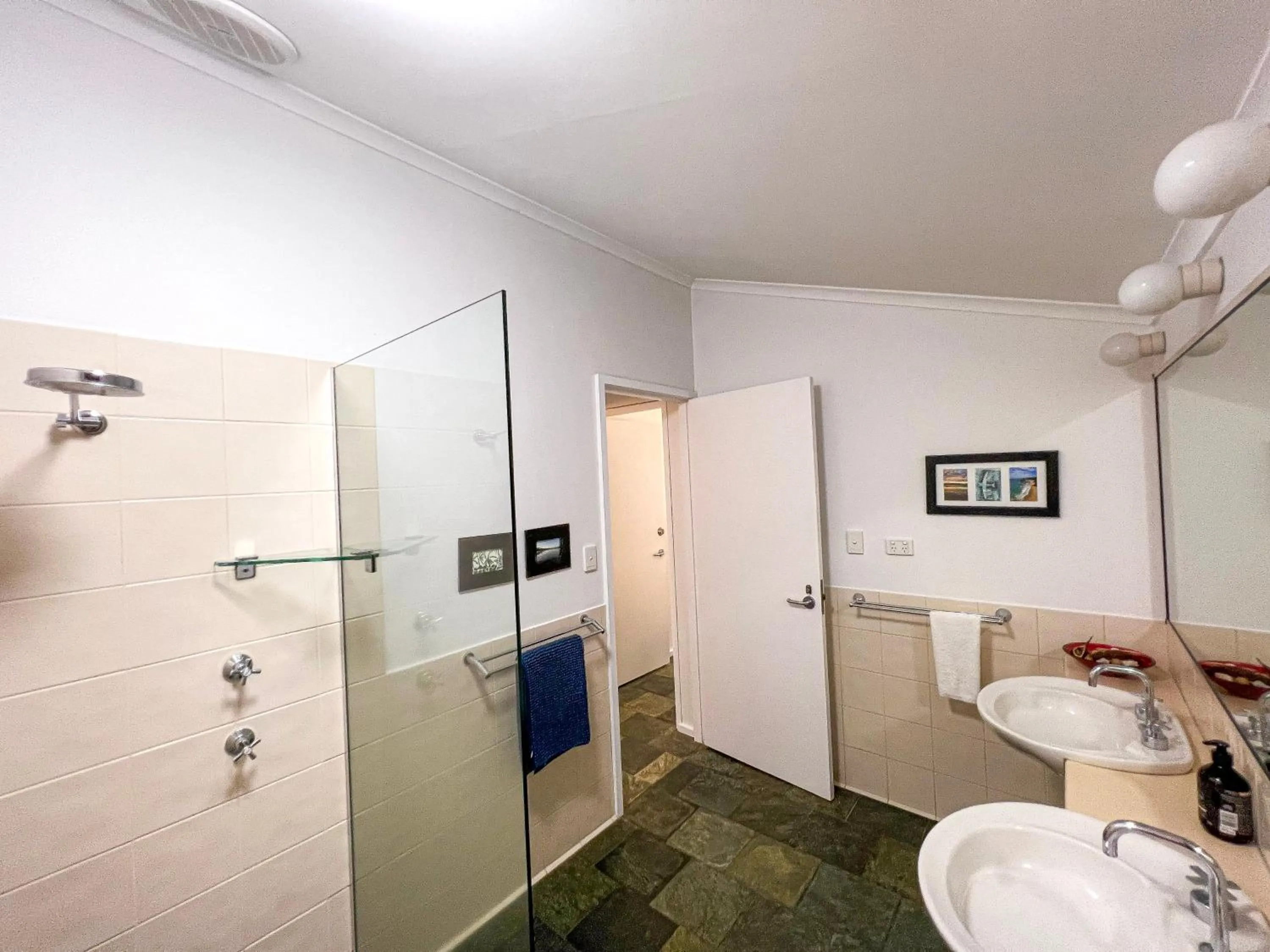 Wongalinga Apartments 9