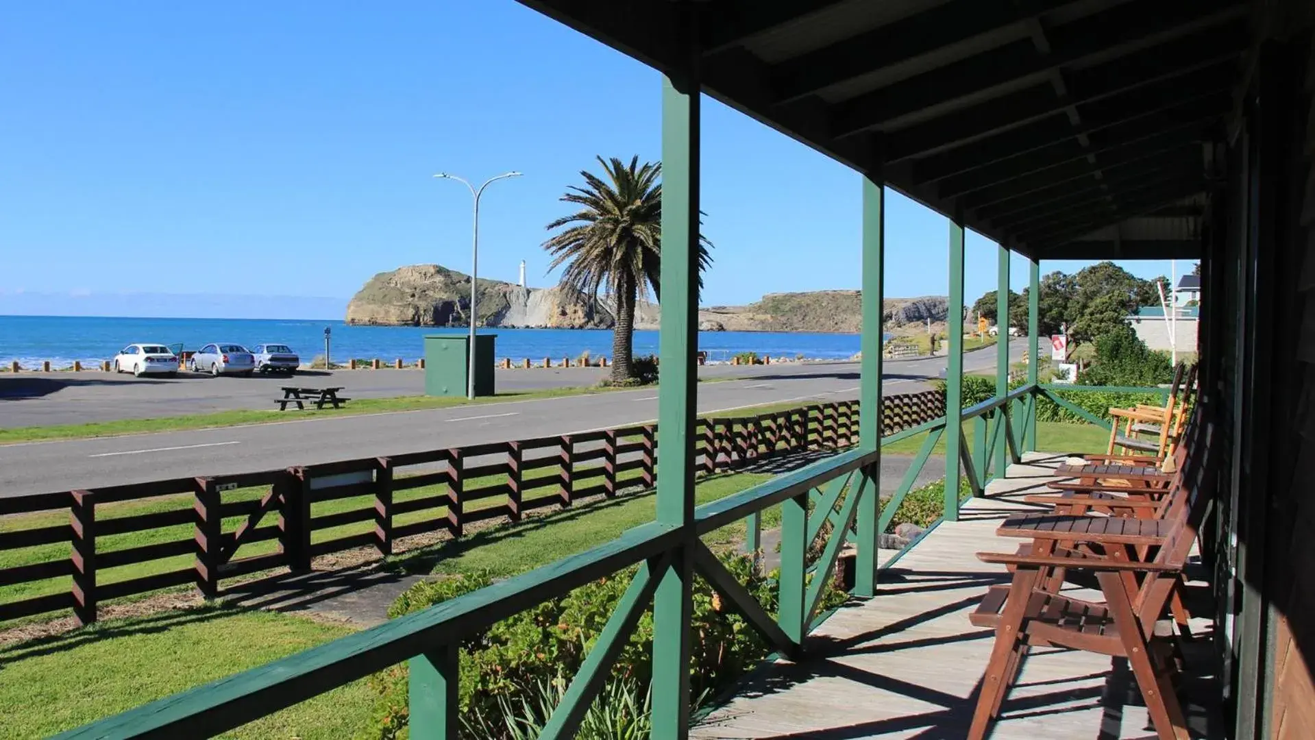 Three-Bedroom House in Castlepoint Holiday Park & Motels Three-Bedroom House in Castlepoint Holiday Park & Motels