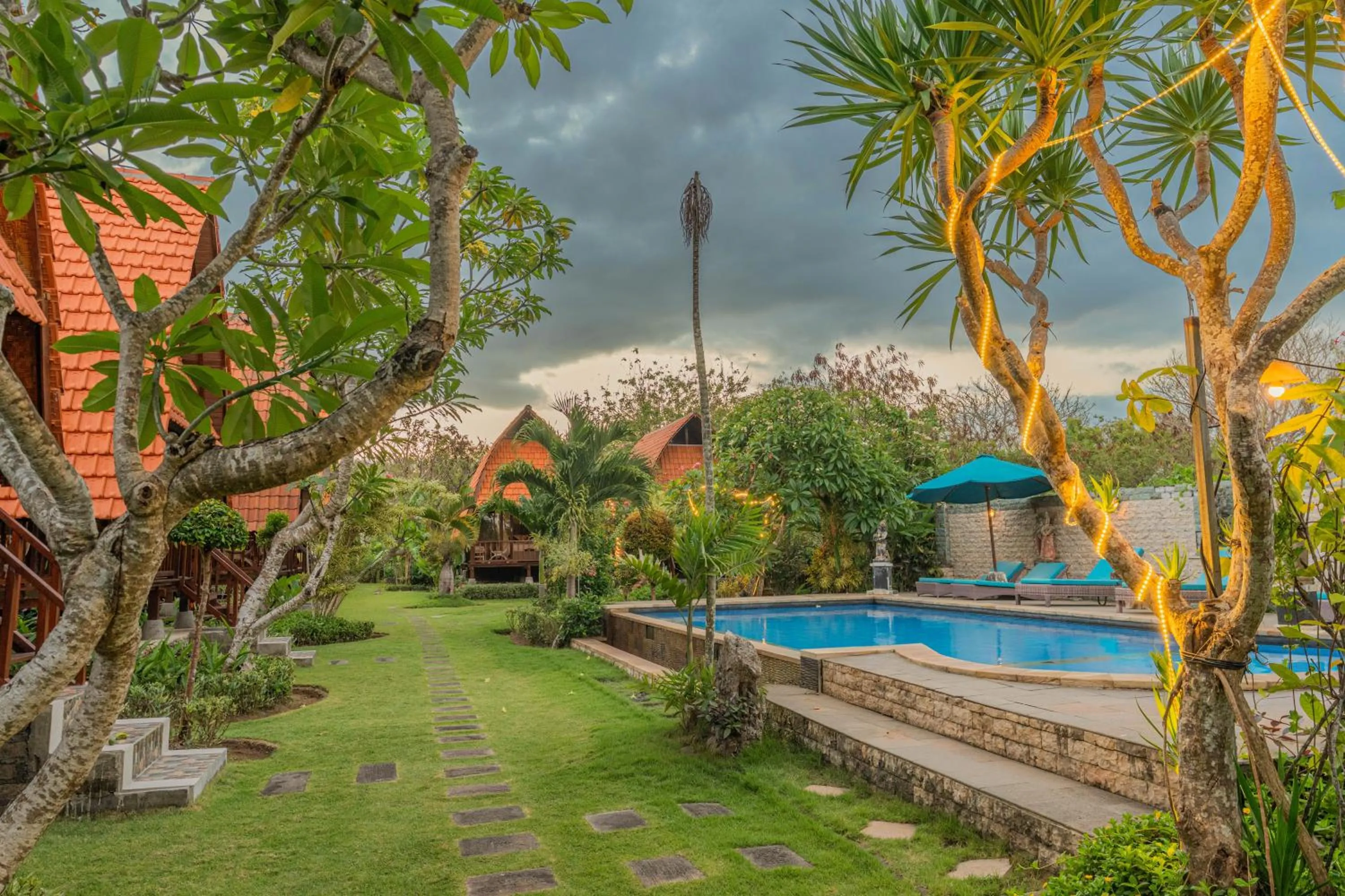 Harta Lembongan Villas