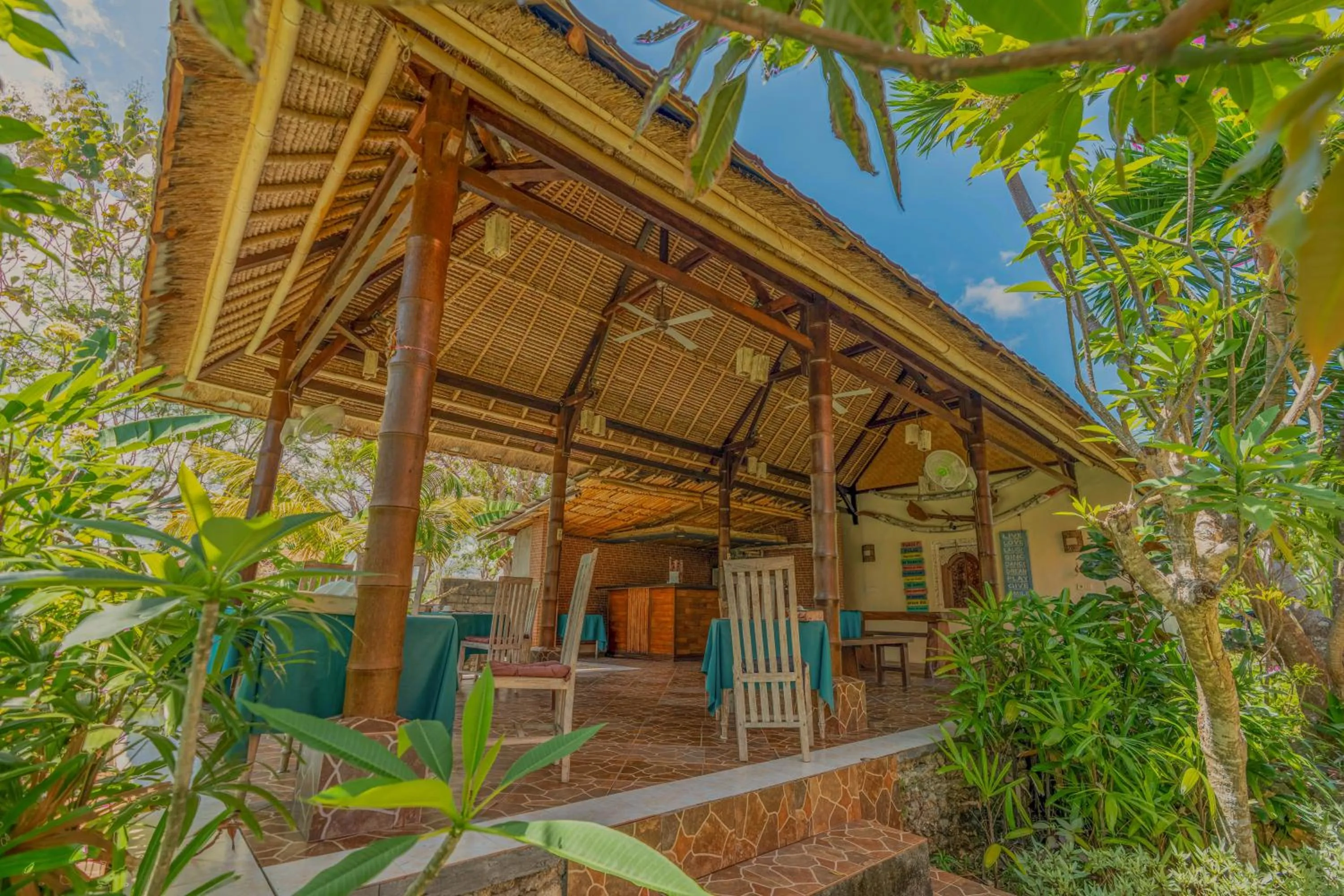 Harta Lembongan Villas