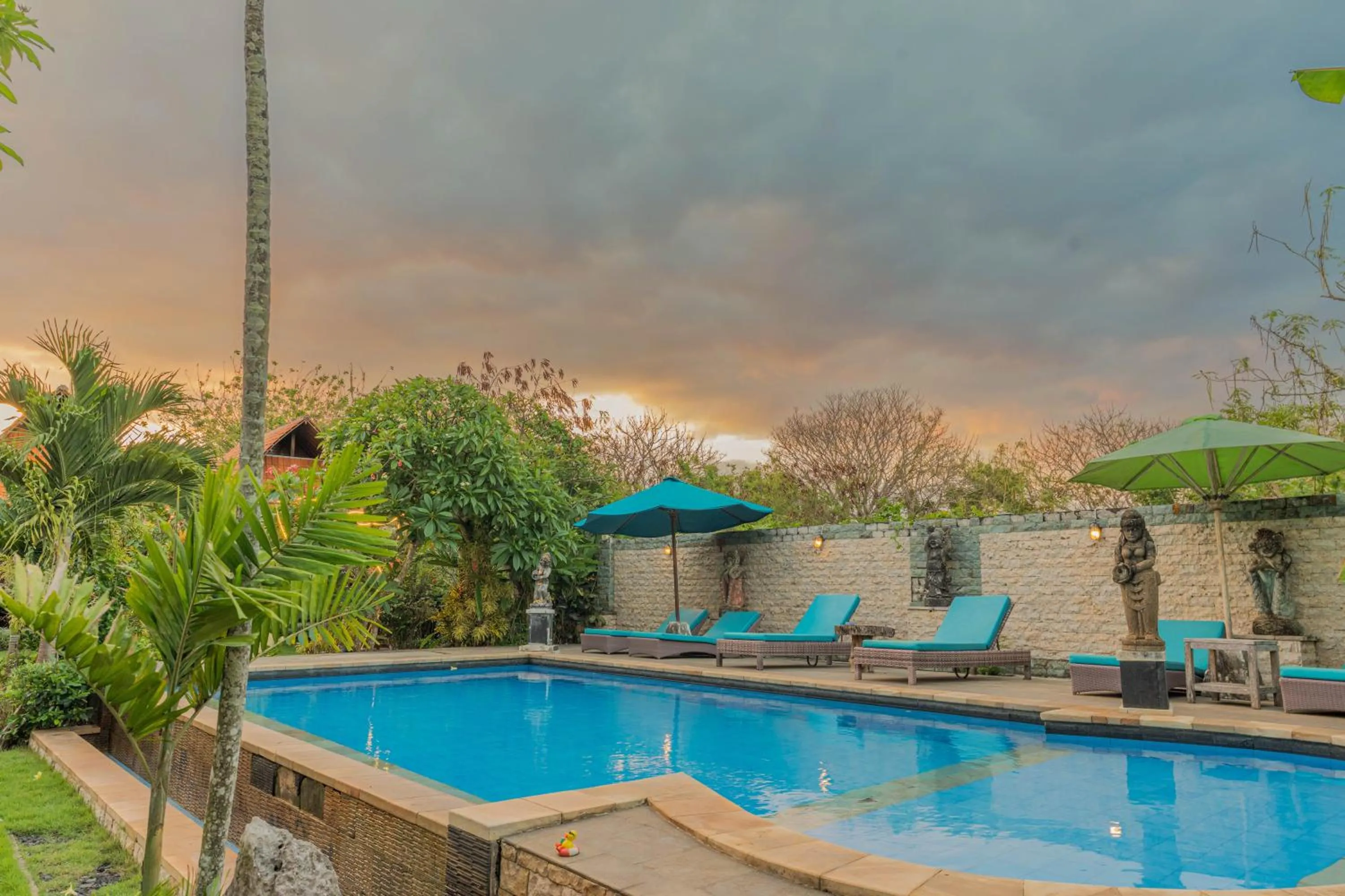 Harta Lembongan Villas