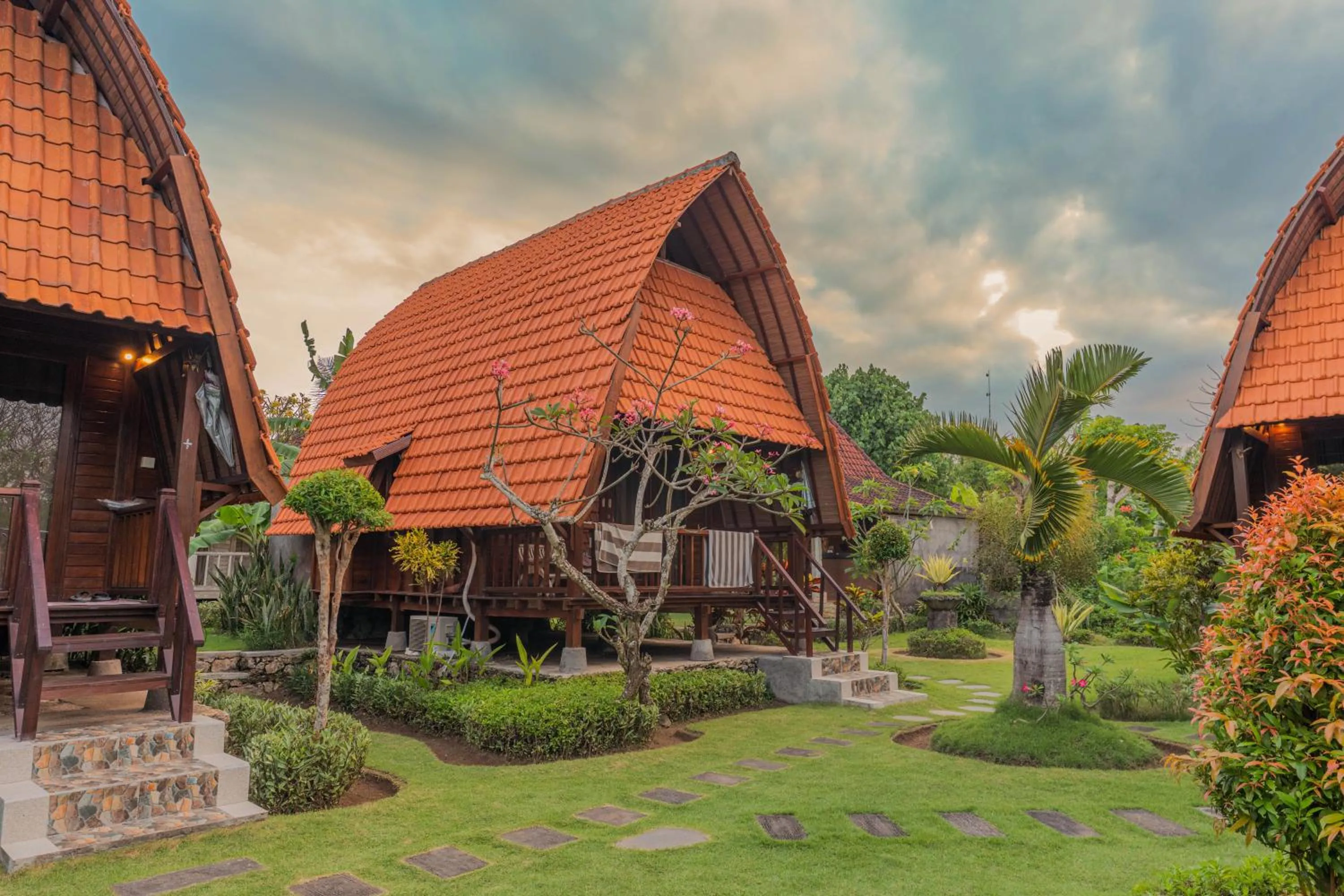 Harta Lembongan Villas