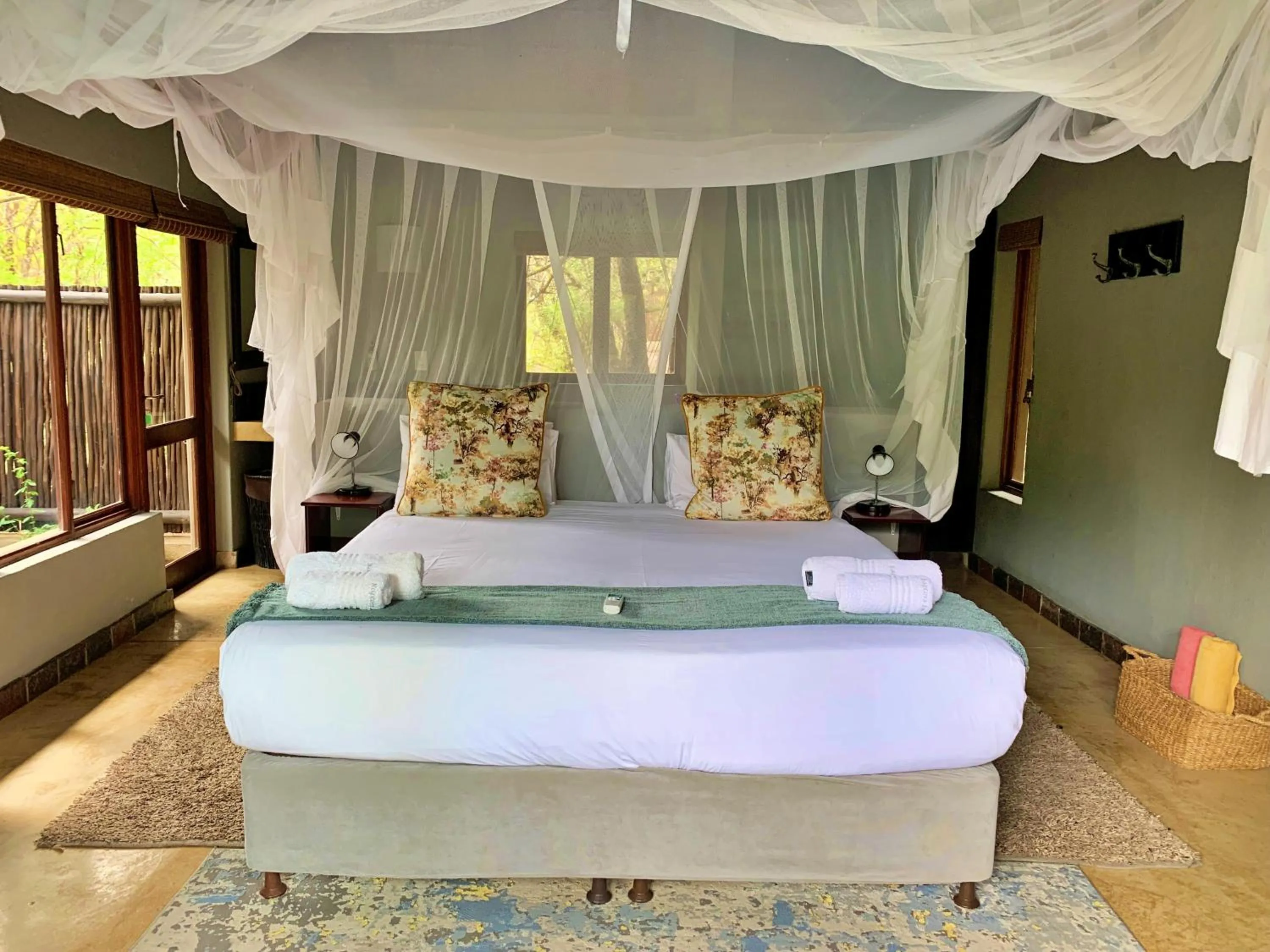 Bed in Hoedspruit Raptors Lodge N16