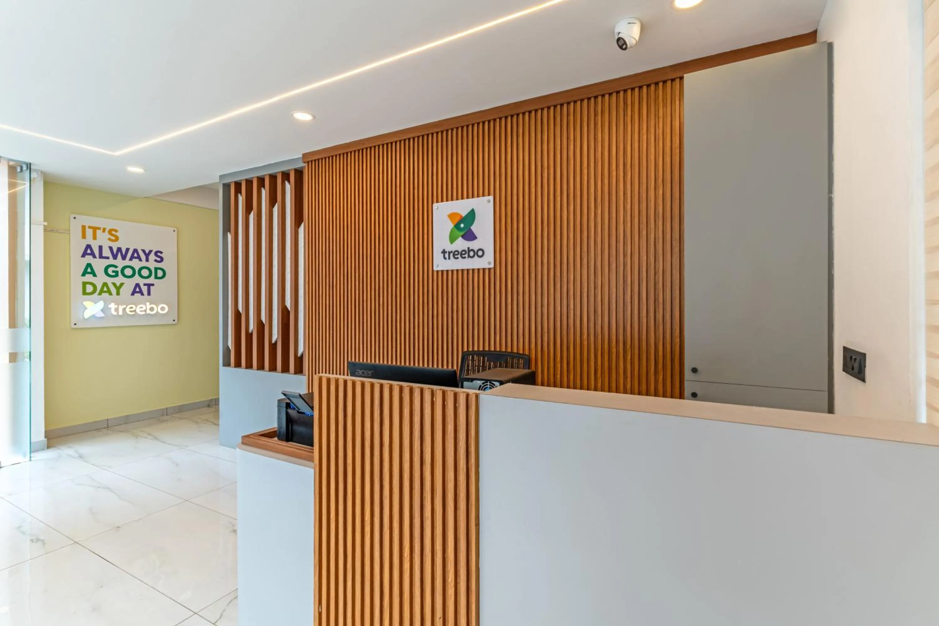 Lobby or reception in Treebo Urban Nest