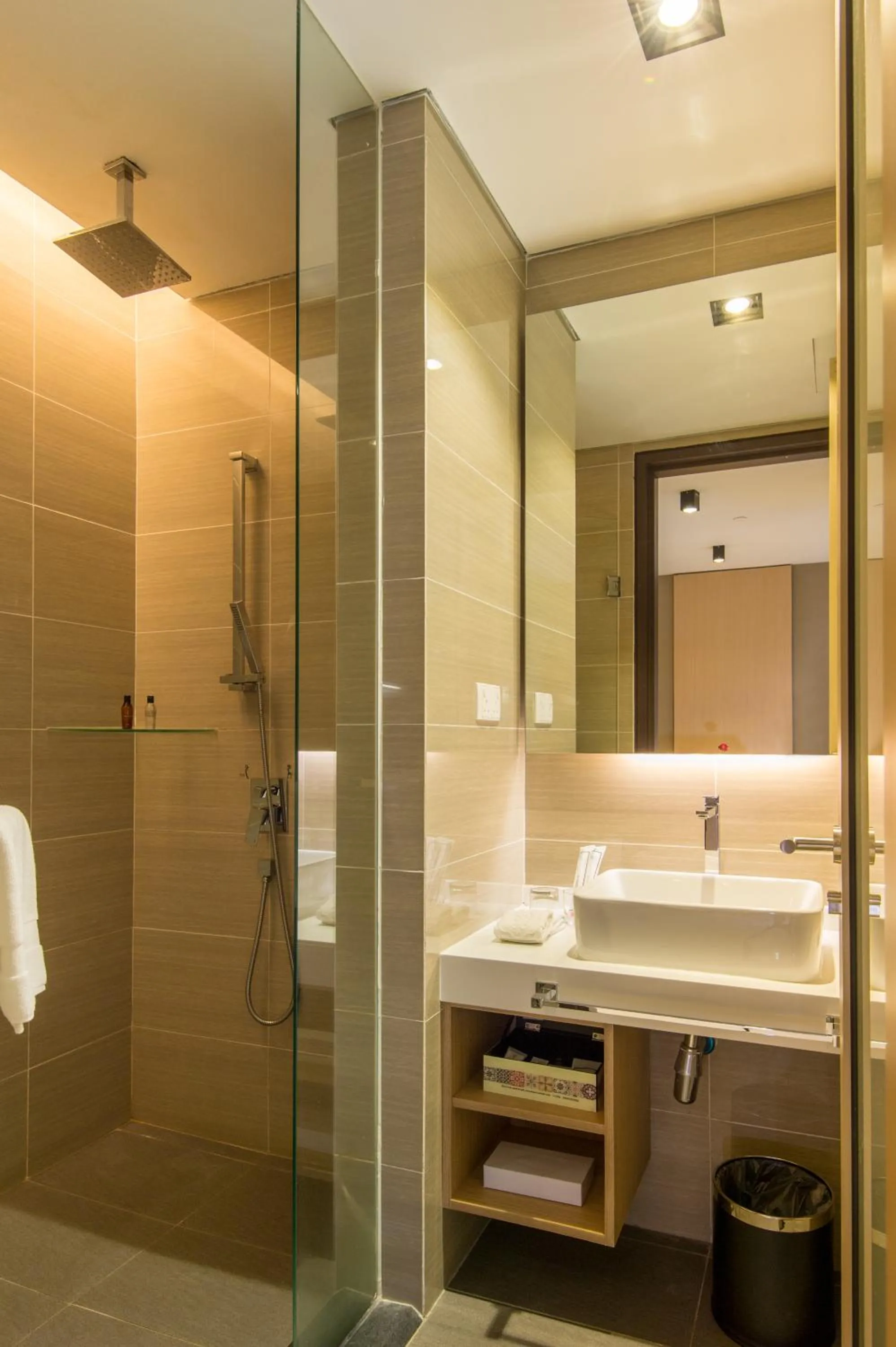 Shower in The Pines Melaka