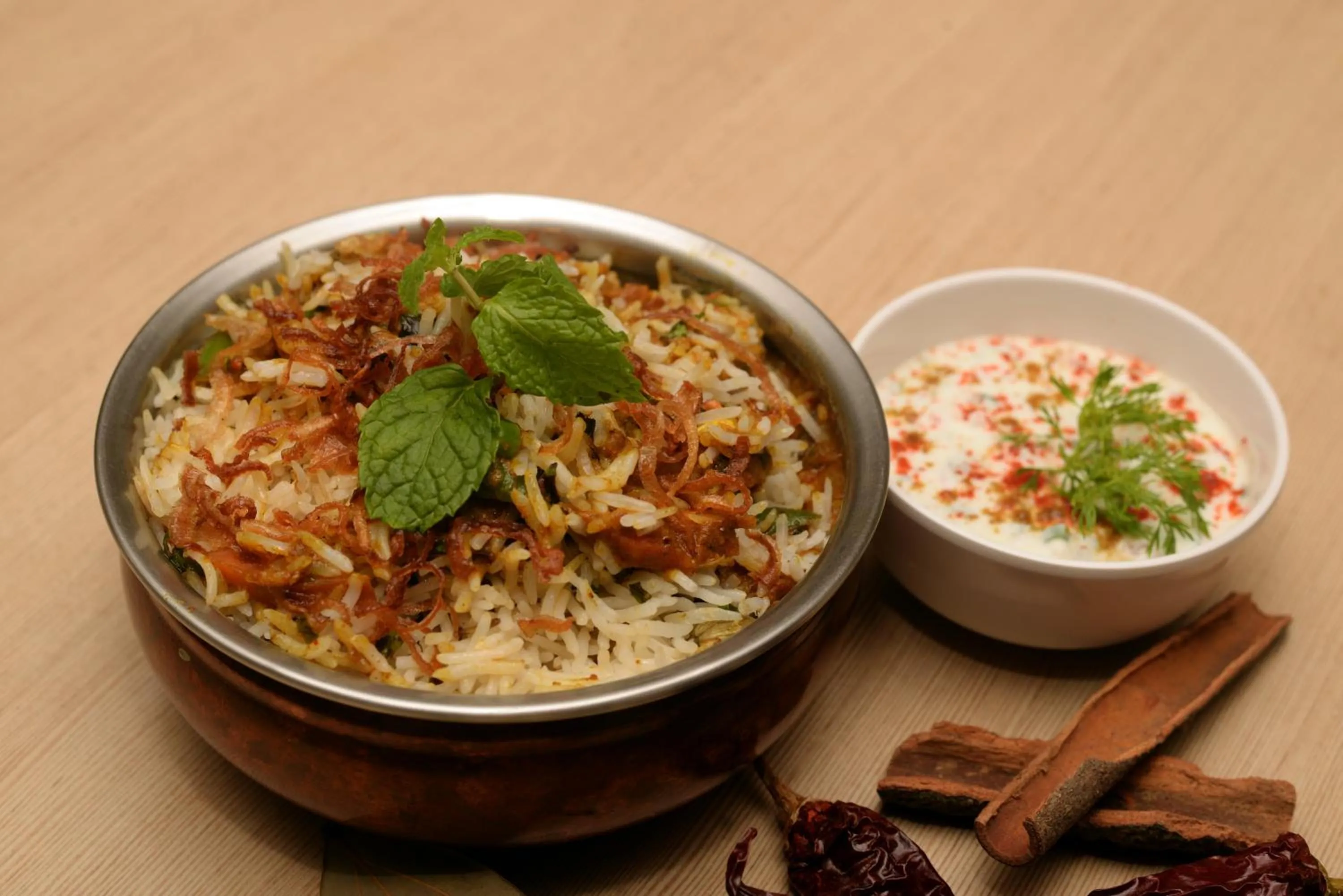 Dinner in Athome Comforts Panjim Donapaula