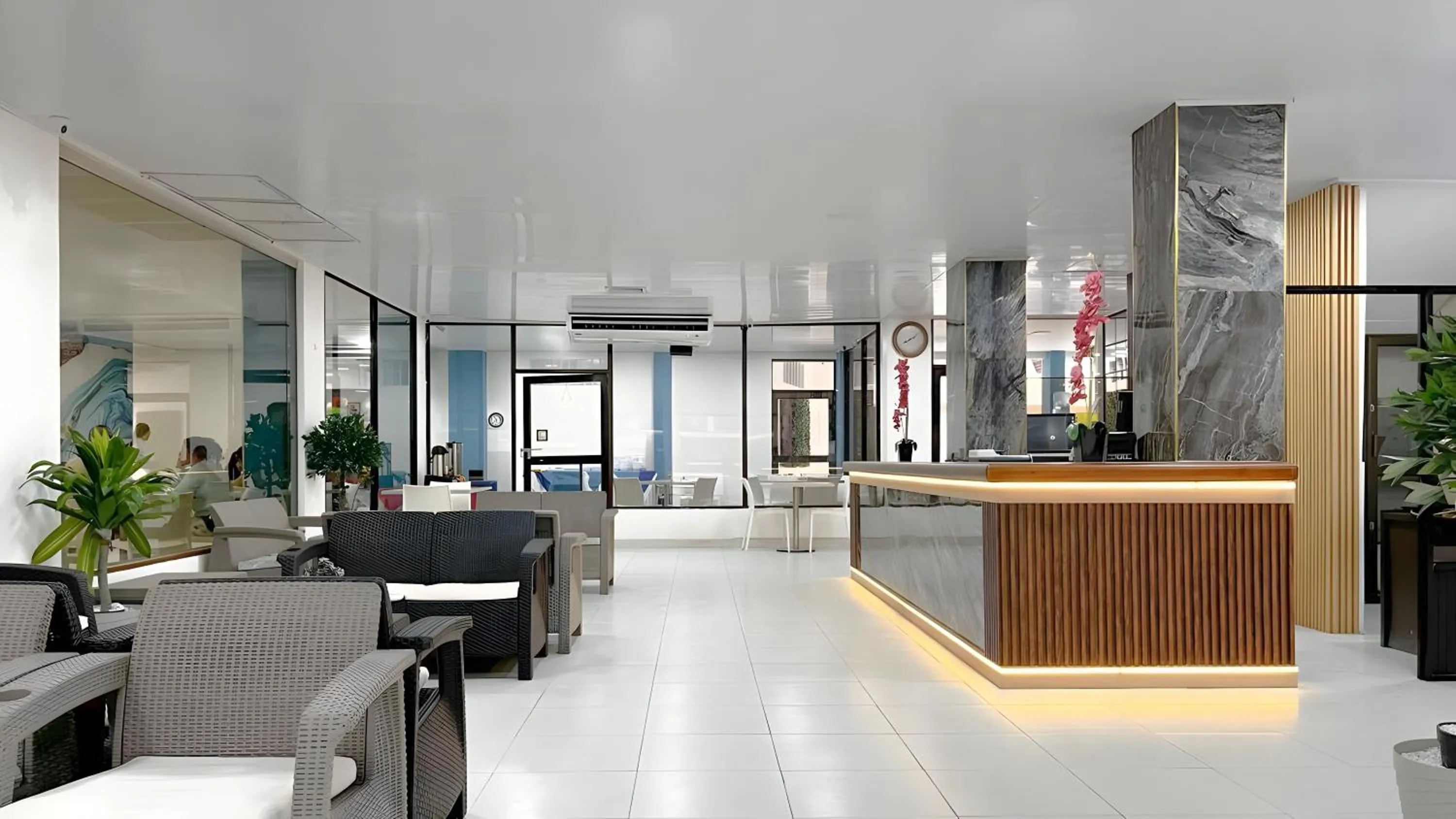 Lobby or reception in Hotel Verde Mar