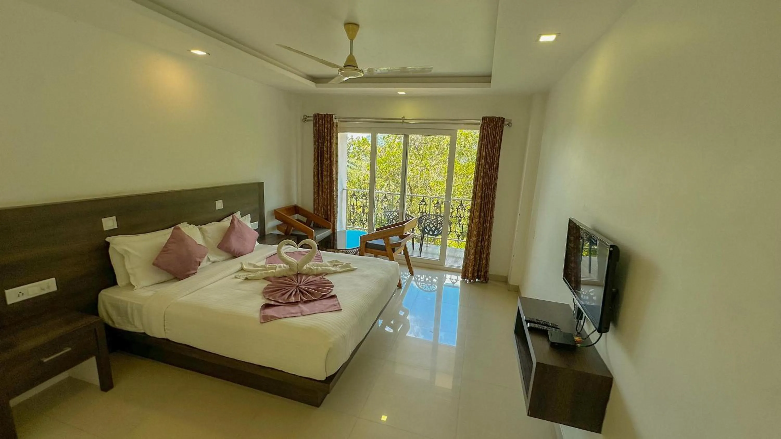 Bed in The Heights Munnar