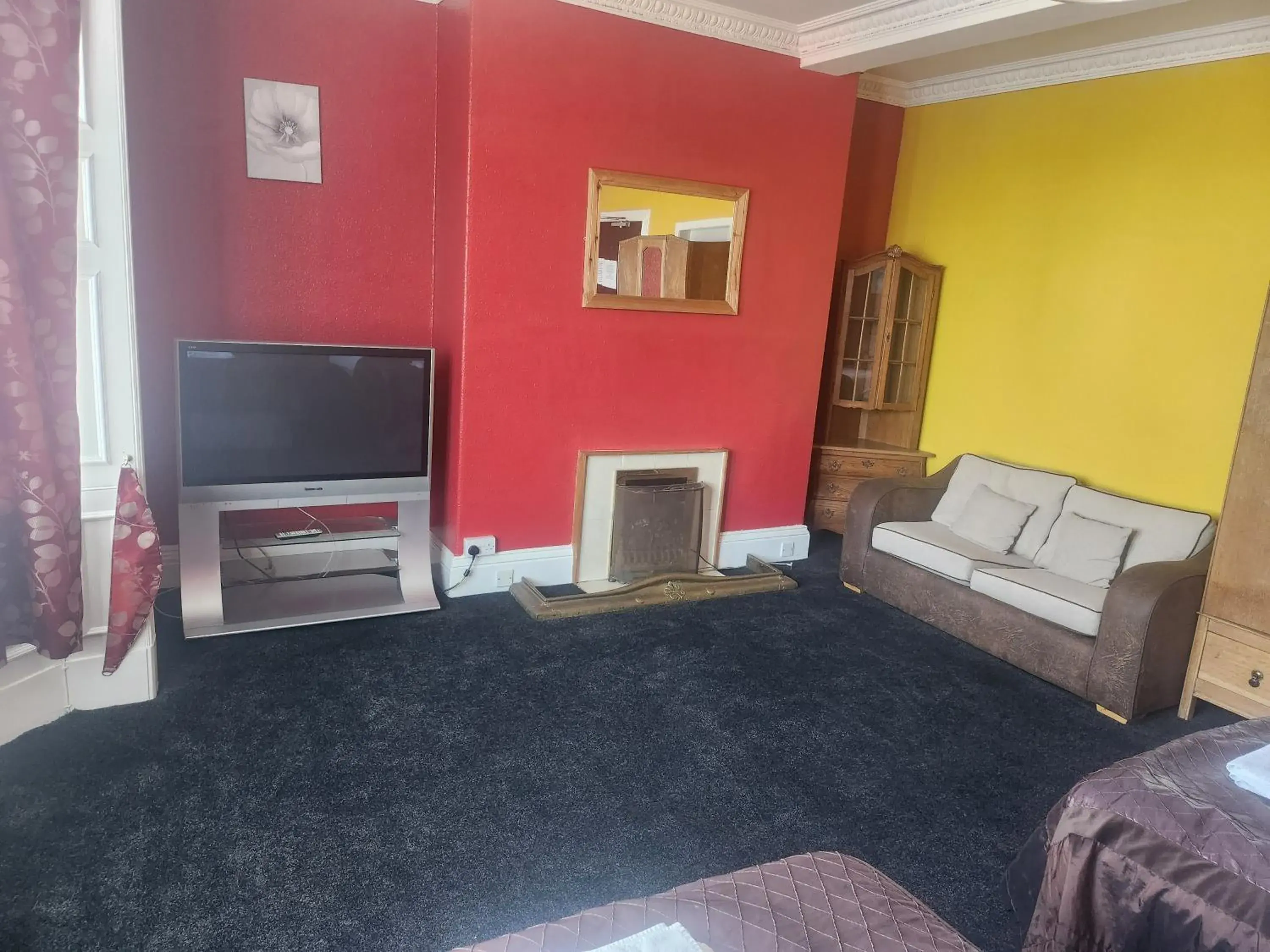 Bed in LSO Guest House Bed in LSO Guest House