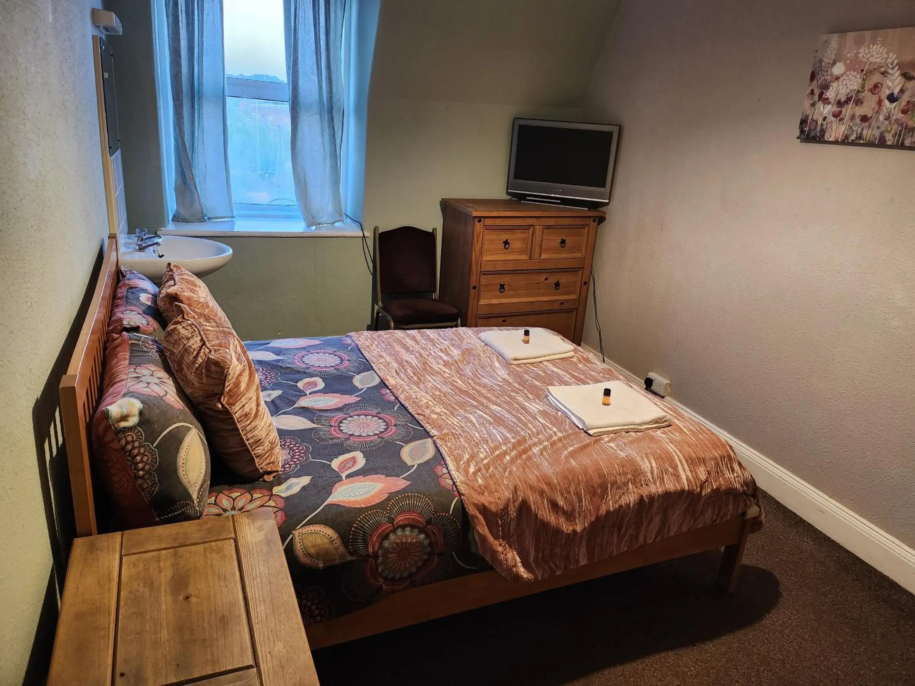 Bed in LSO Guest House Bed in LSO Guest House