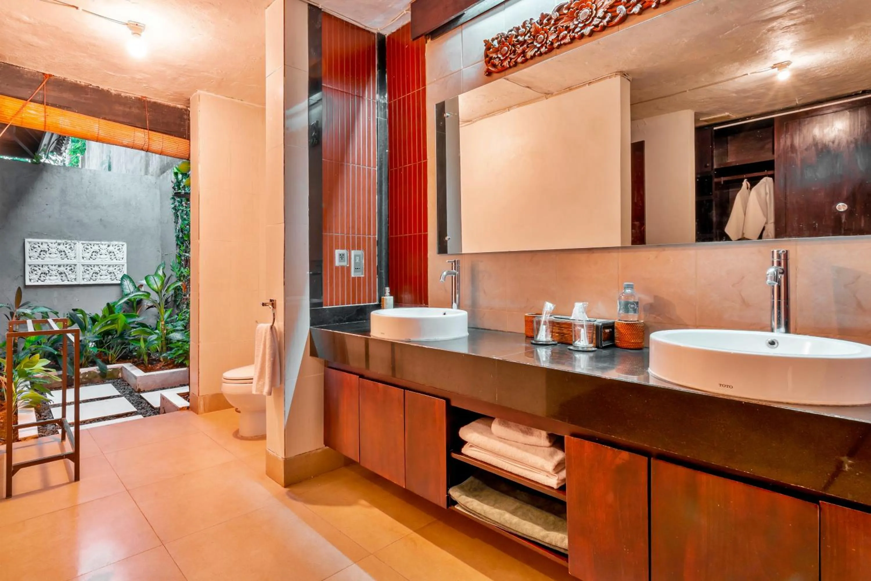 Two-Bedroom Villa in Sri Abi Ratu Villa