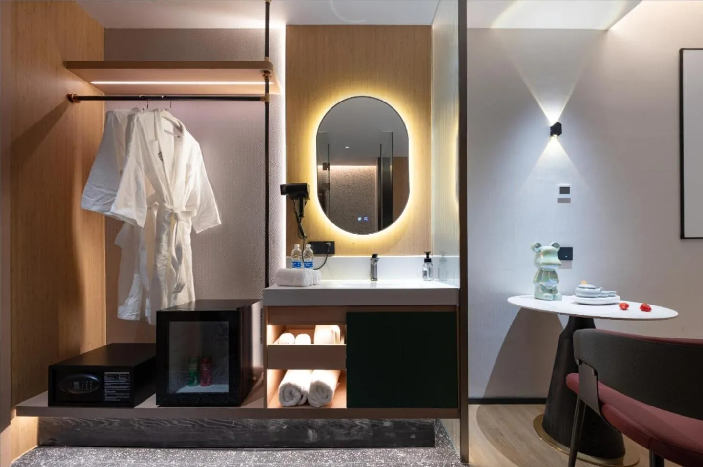 Seating area in Kaino Natural Aesthetics Design Hotel Guangzhou Yuexiu Beijing Road International Trade Center Flagship Store