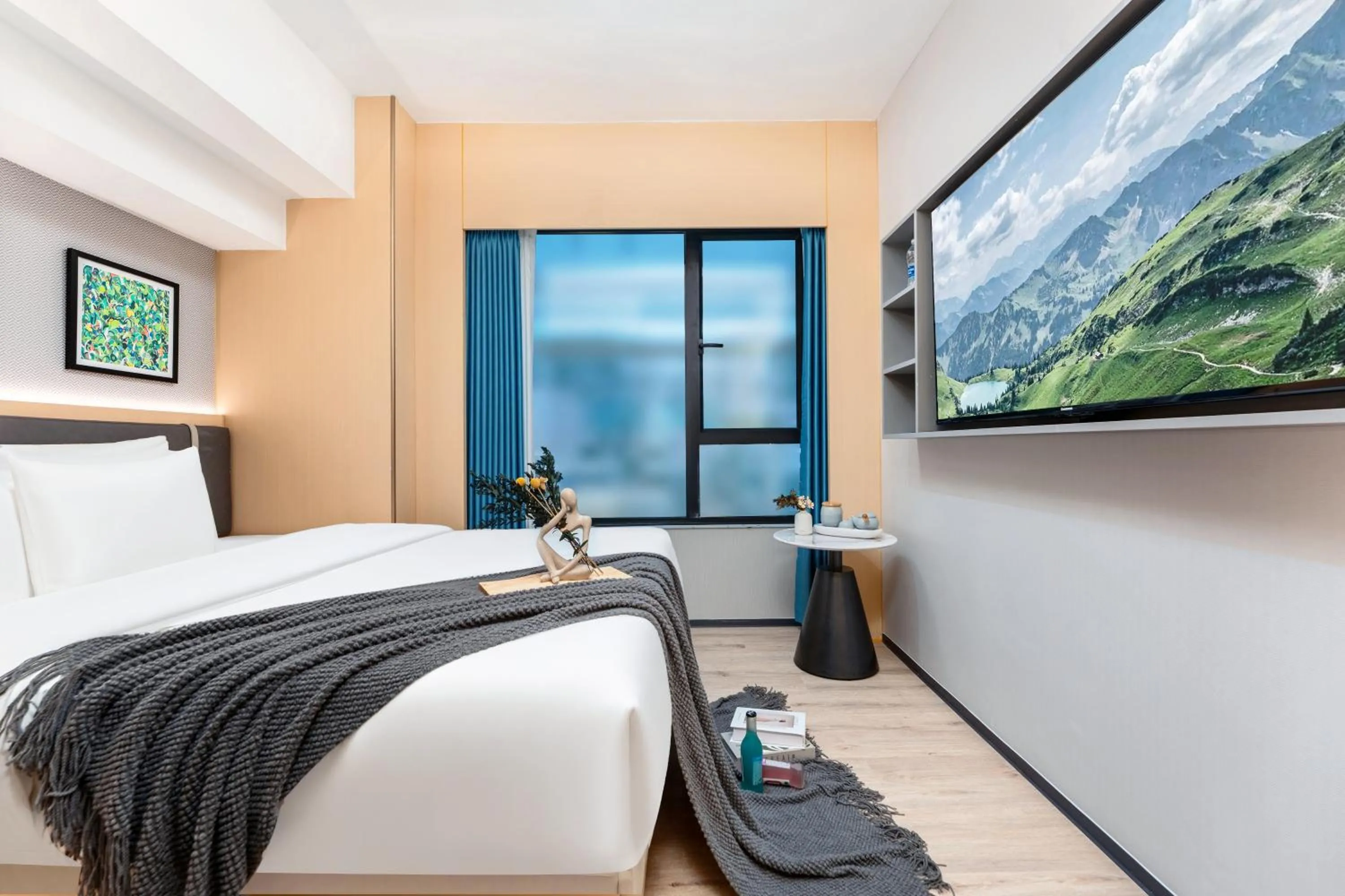 Bed in Kaino Natural Aesthetics Design Hotel Guangzhou Yuexiu Beijing Road International Trade Center Flagship Store