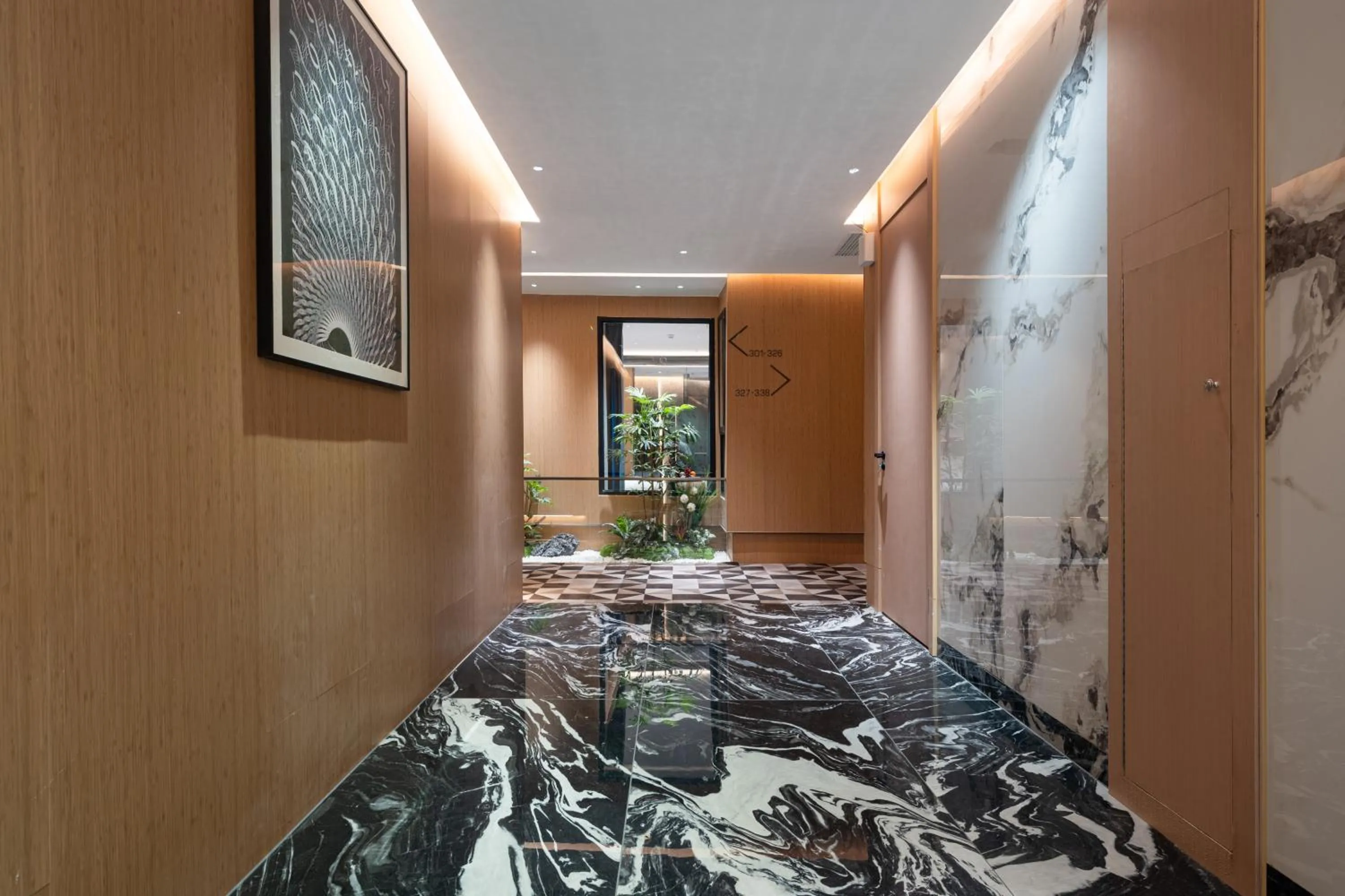elevator in Kaino Natural Aesthetics Design Hotel Guangzhou Yuexiu Beijing Road International Trade Center Flagship Store