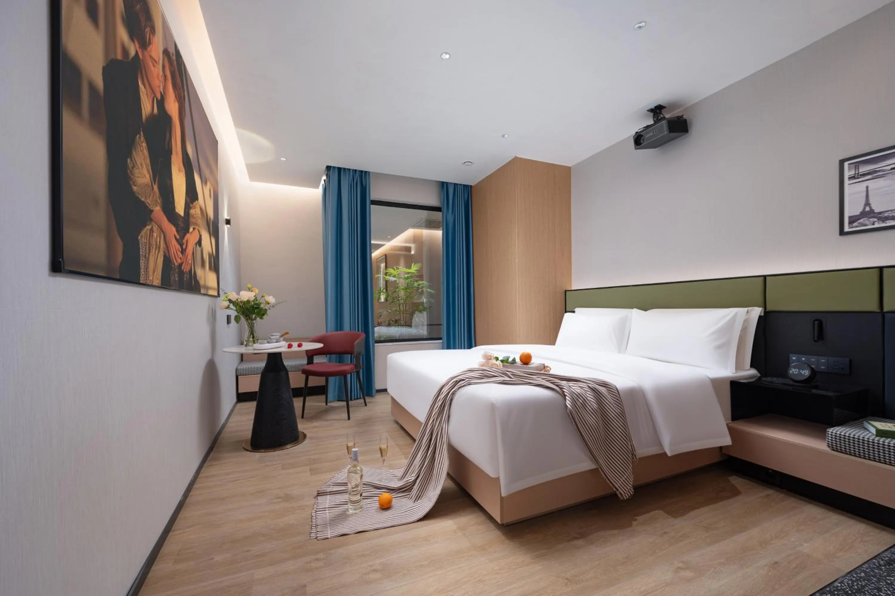 Bed in Kaino Natural Aesthetics Design Hotel Guangzhou Yuexiu Beijing Road International Trade Center Flagship Store