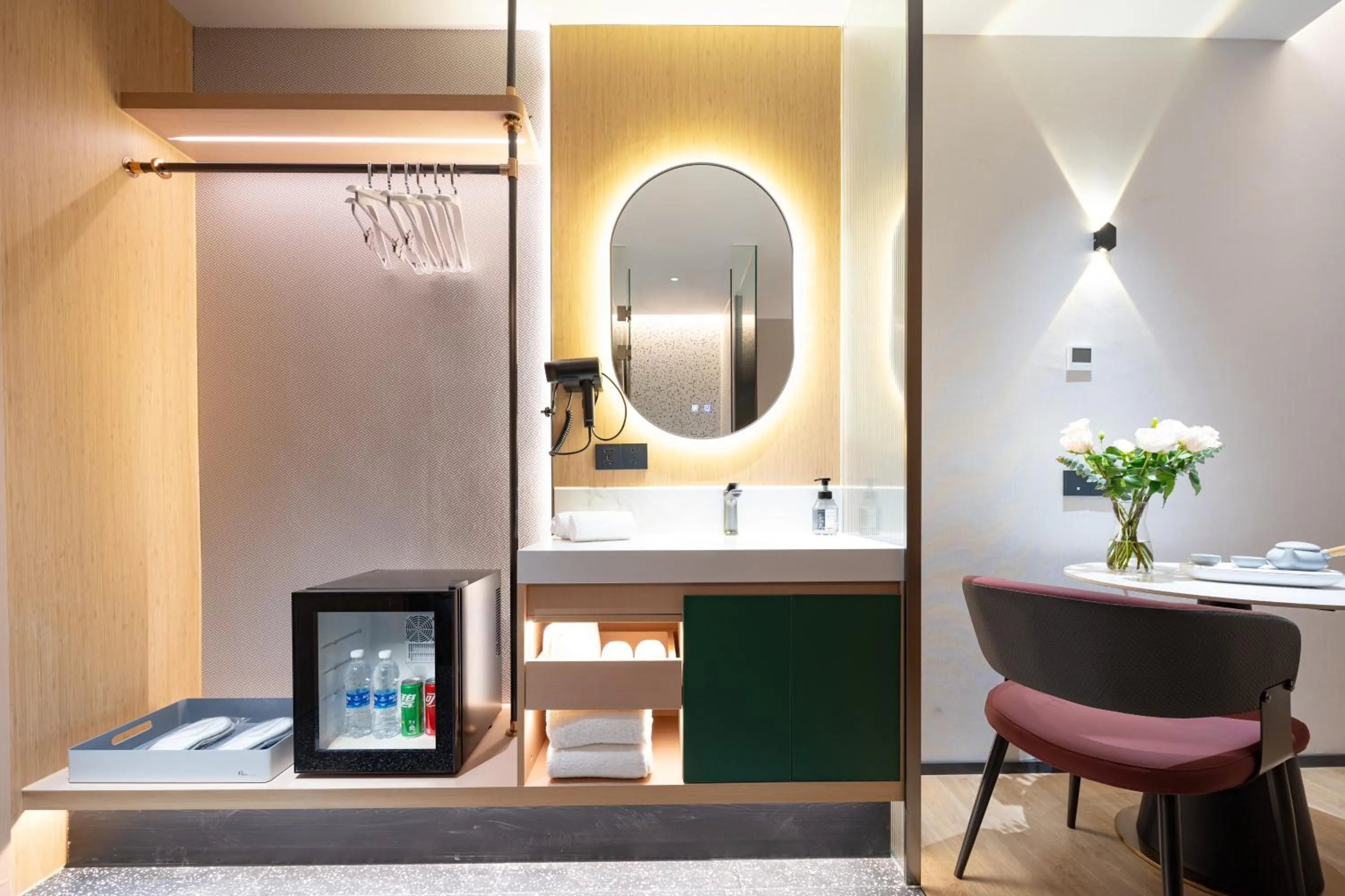 Bathroom in Kaino Natural Aesthetics Design Hotel Guangzhou Yuexiu Beijing Road International Trade Center Flagship Store