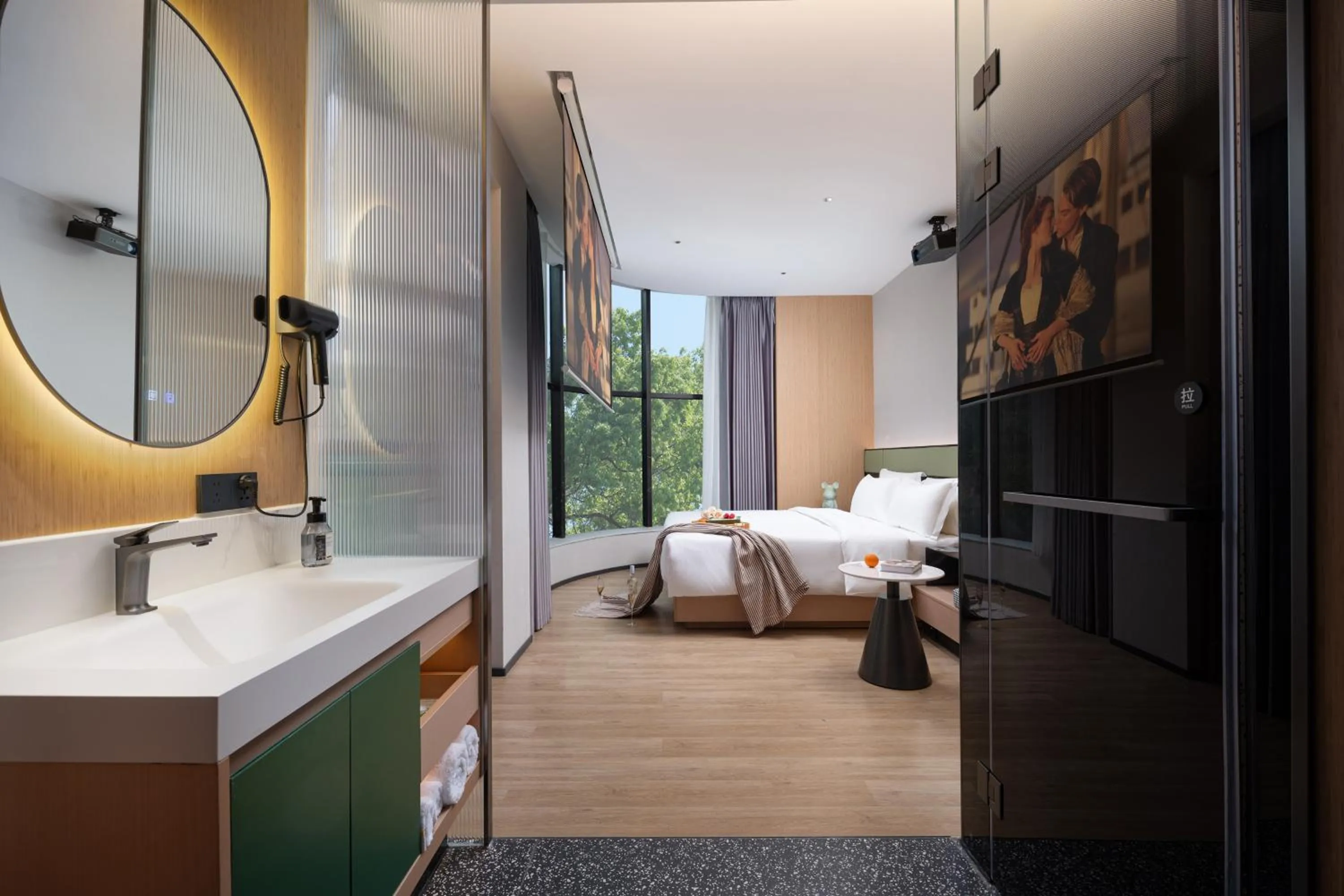 Bed in Kaino Natural Aesthetics Design Hotel Guangzhou Yuexiu Beijing Road International Trade Center Flagship Store