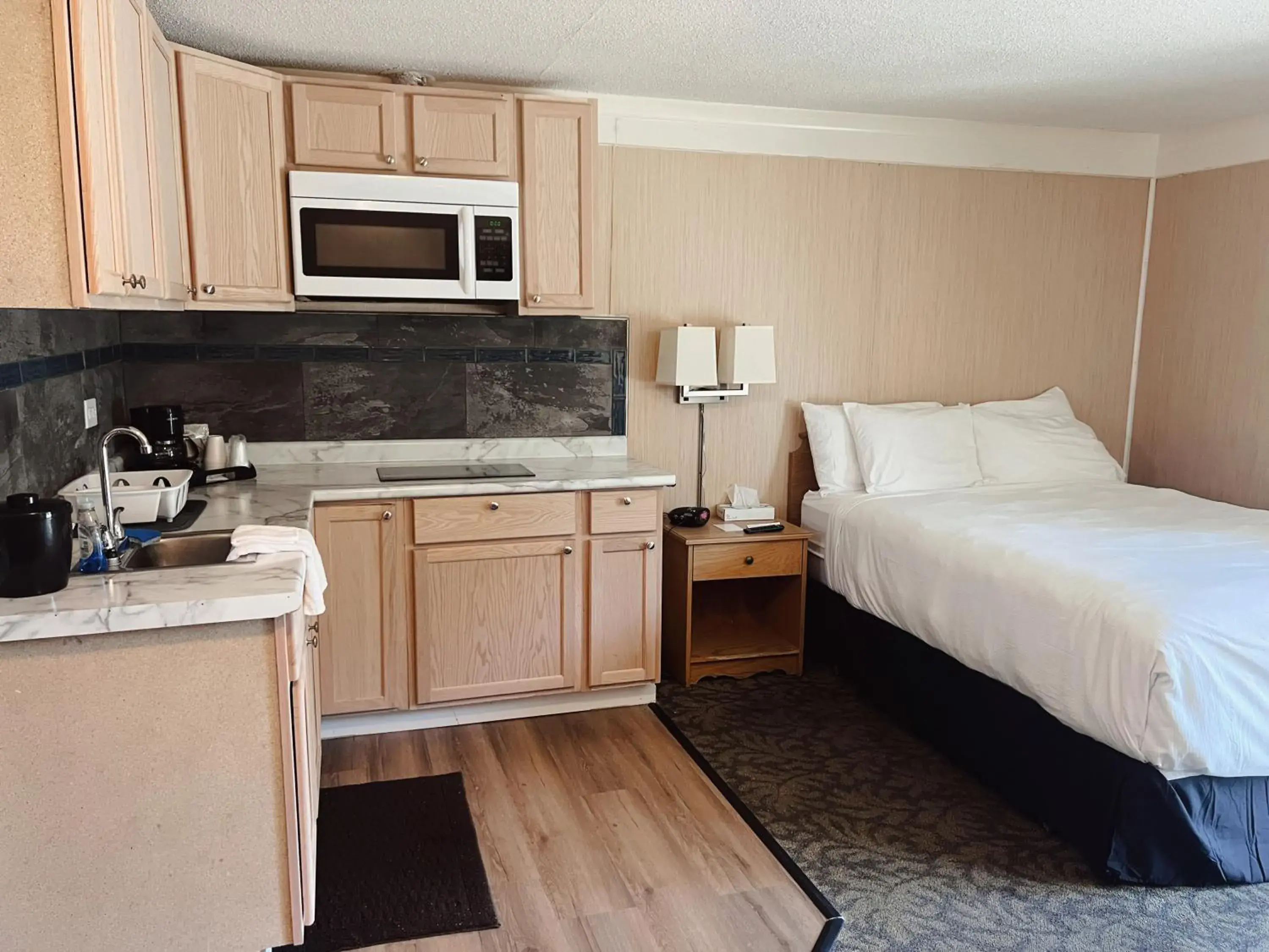 Hampton Motel Hampton Motel