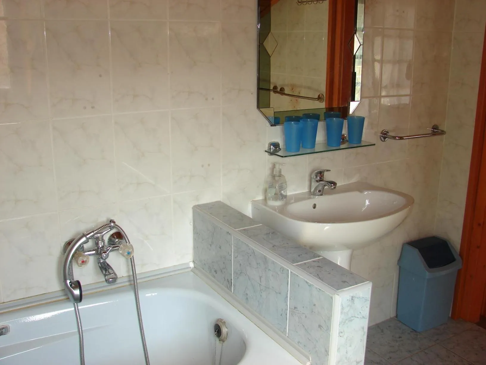 Bathroom in Napfény villa