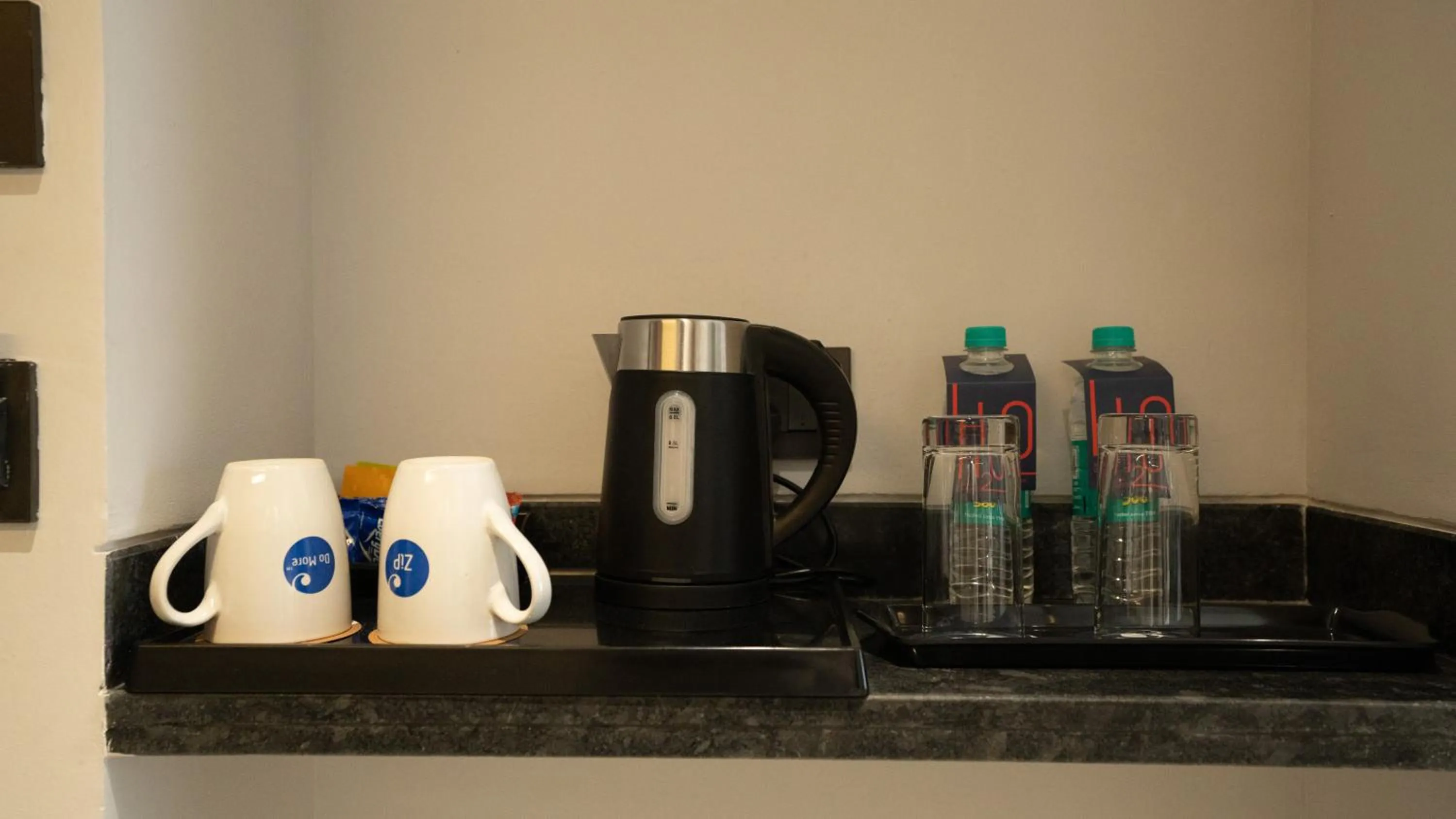 Coffee/tea facilities in Zip By Spree Hotels Chinchwad