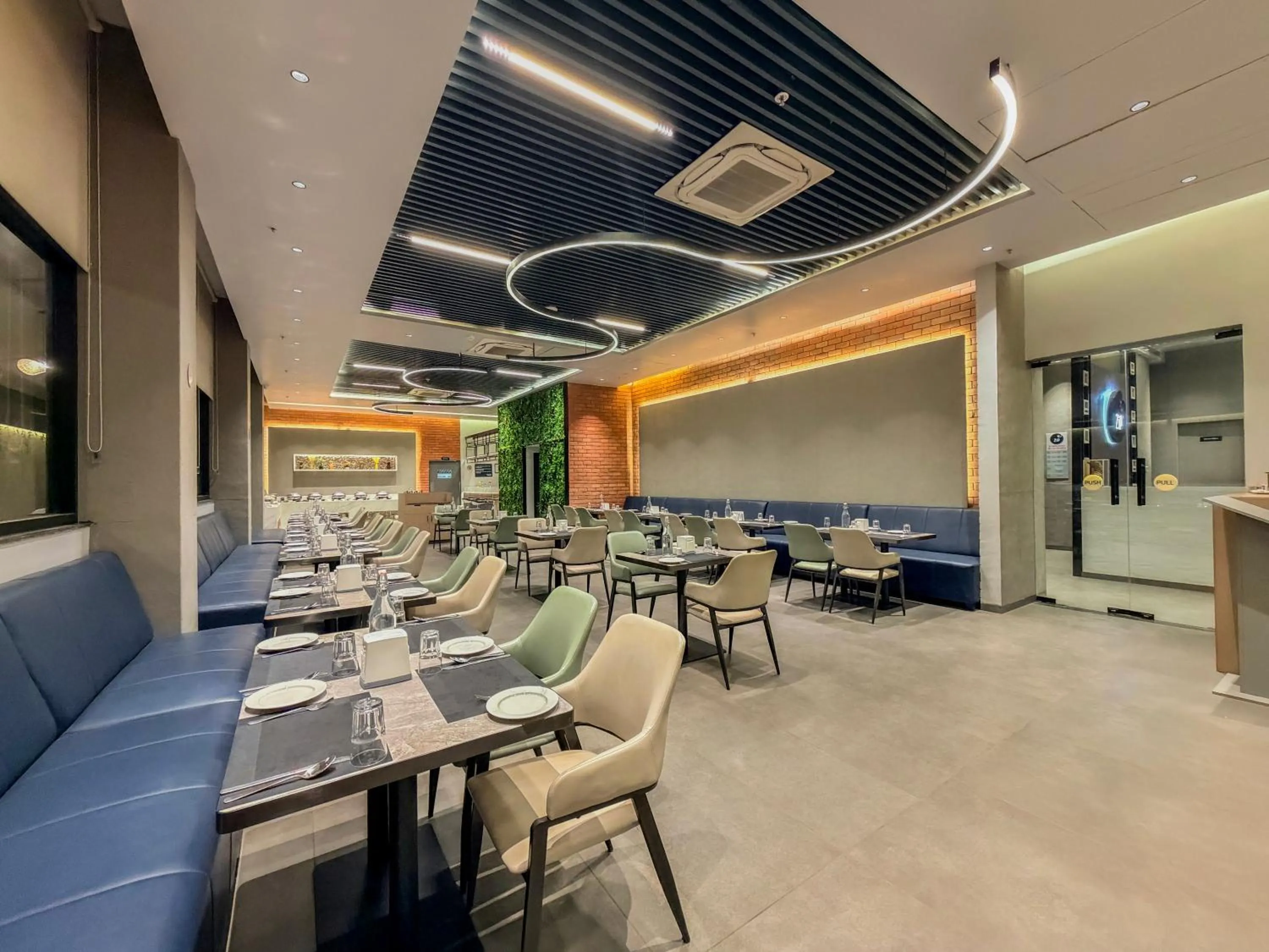 Restaurant/places to eat in Zip By Spree Hotels Chinchwad