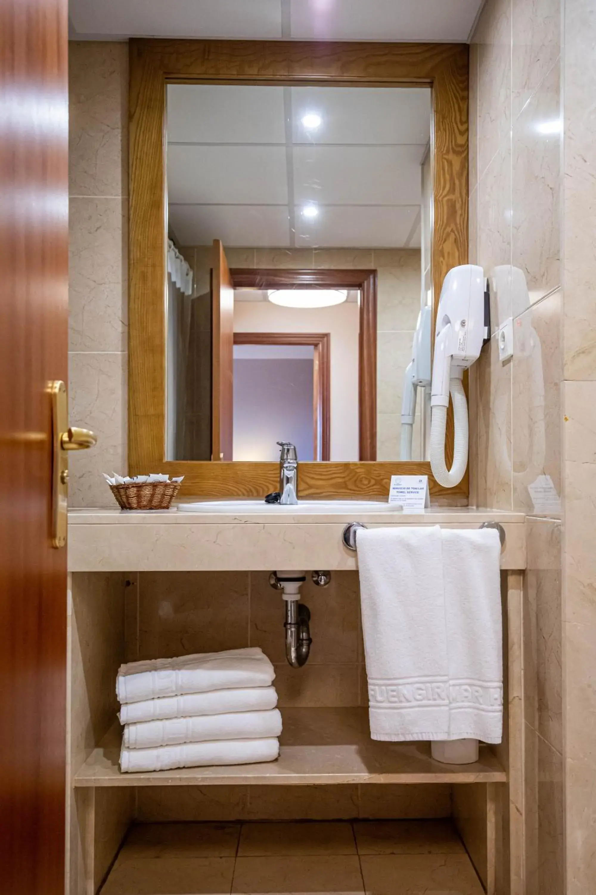 Studio (1-2 pax) in Aparthotel Myramar Fuengirola Studio (1-2 pax) in Aparthotel Myramar Fuengirola