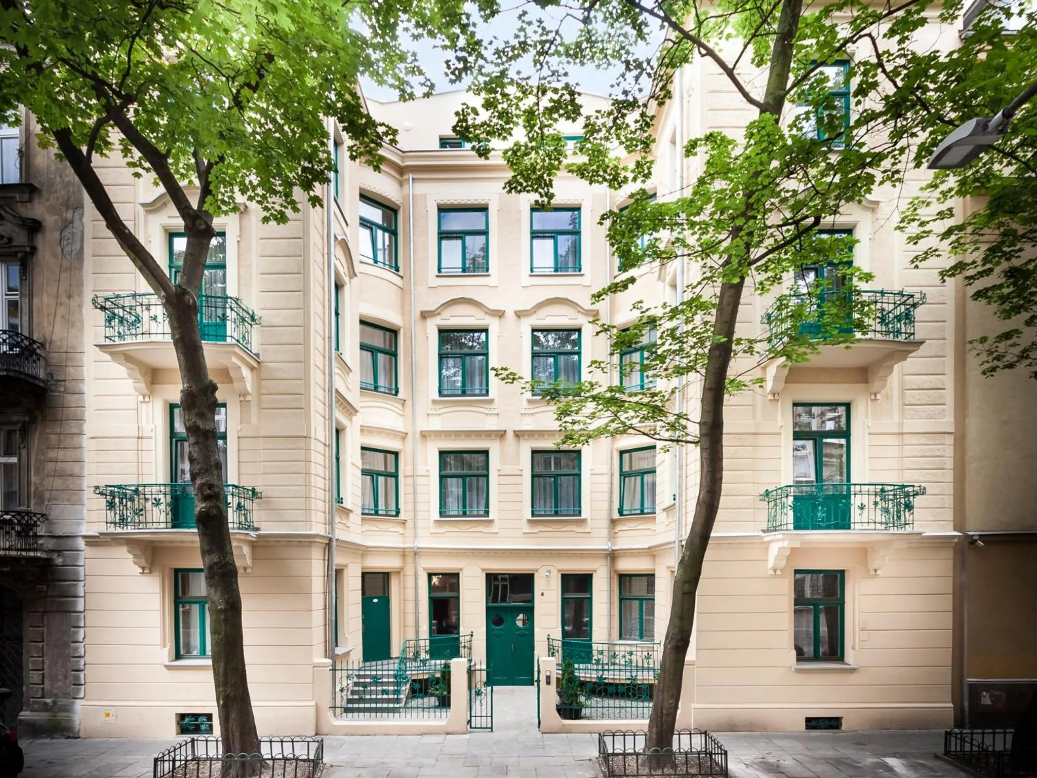 Facade/entrance in Apartamenty Bonerowska 5