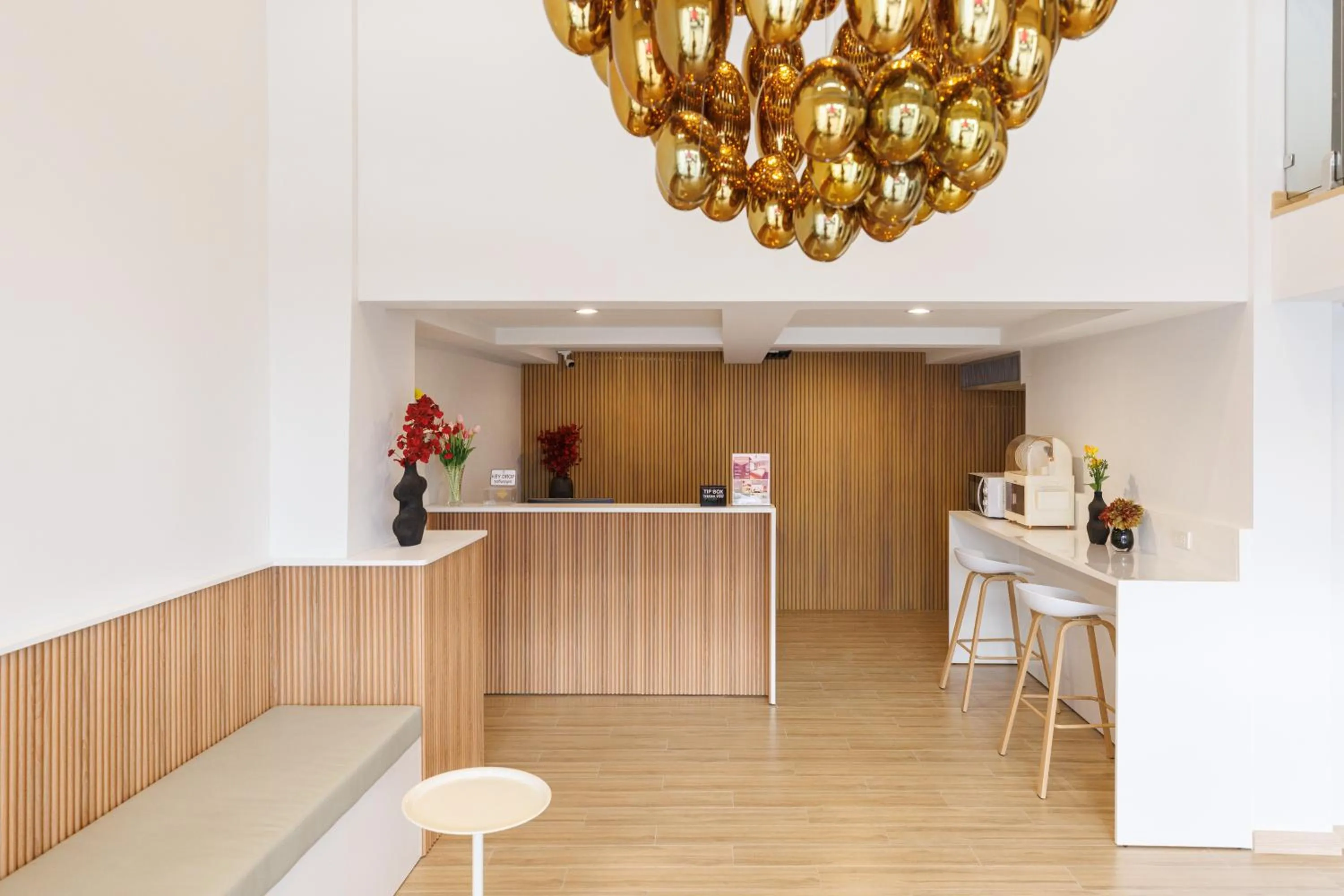 Lobby or reception in Takka Hotel - Bearing