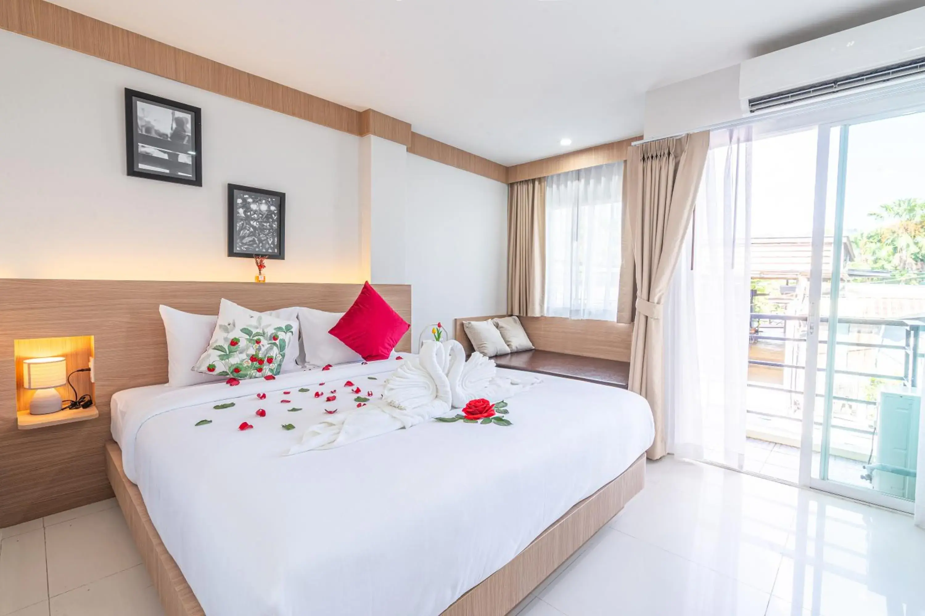 Deluxe Room in Seaside Patong House - Newly Open Deluxe Room in Seaside Patong House - Newly Open