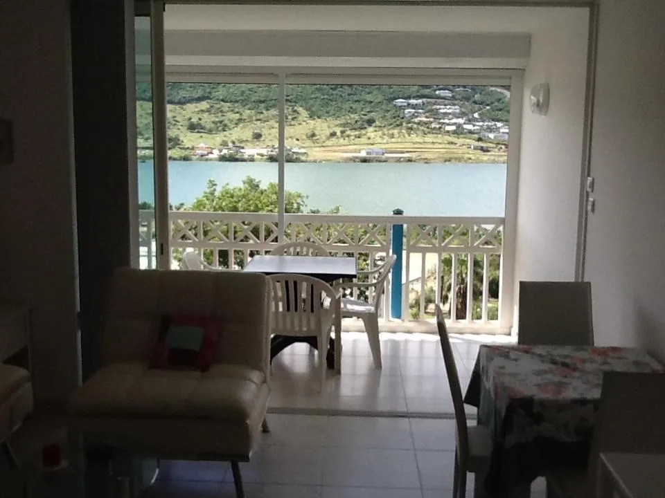 Mountain view in Studio 23 Orient Bay