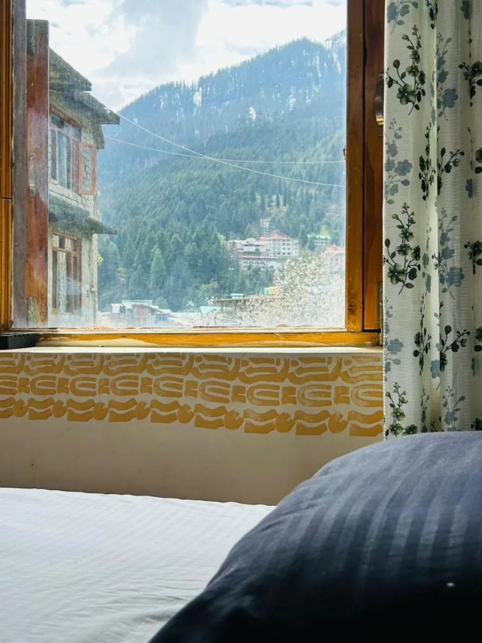 Hostelam The Mountain Story