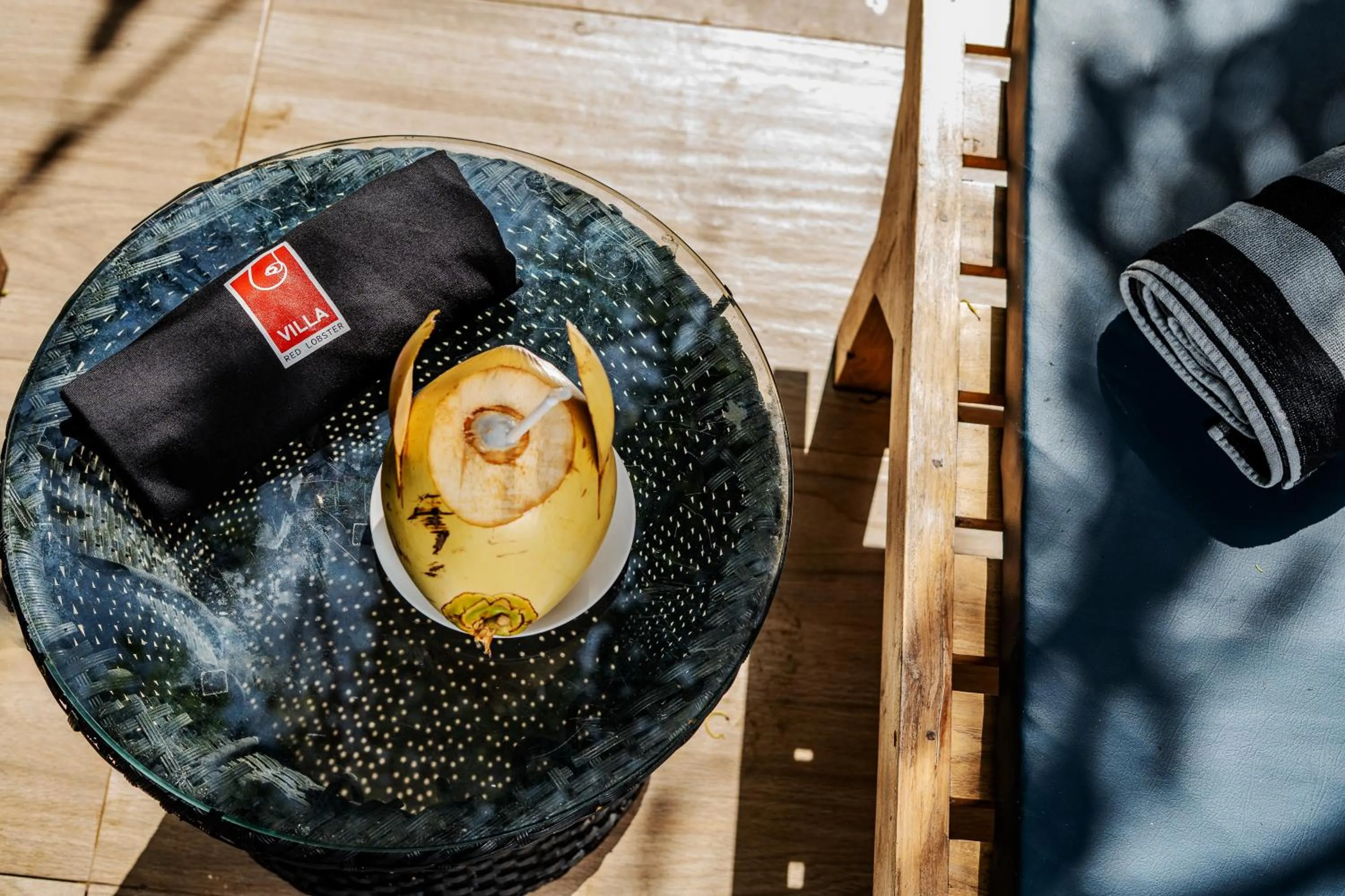 Food and drinks in Villa Red Lobster