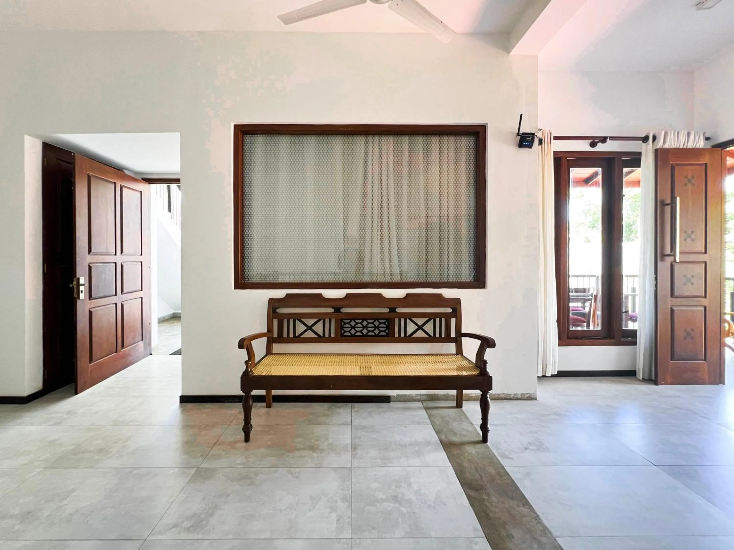 Lounge or bar in Villa Red Lobster