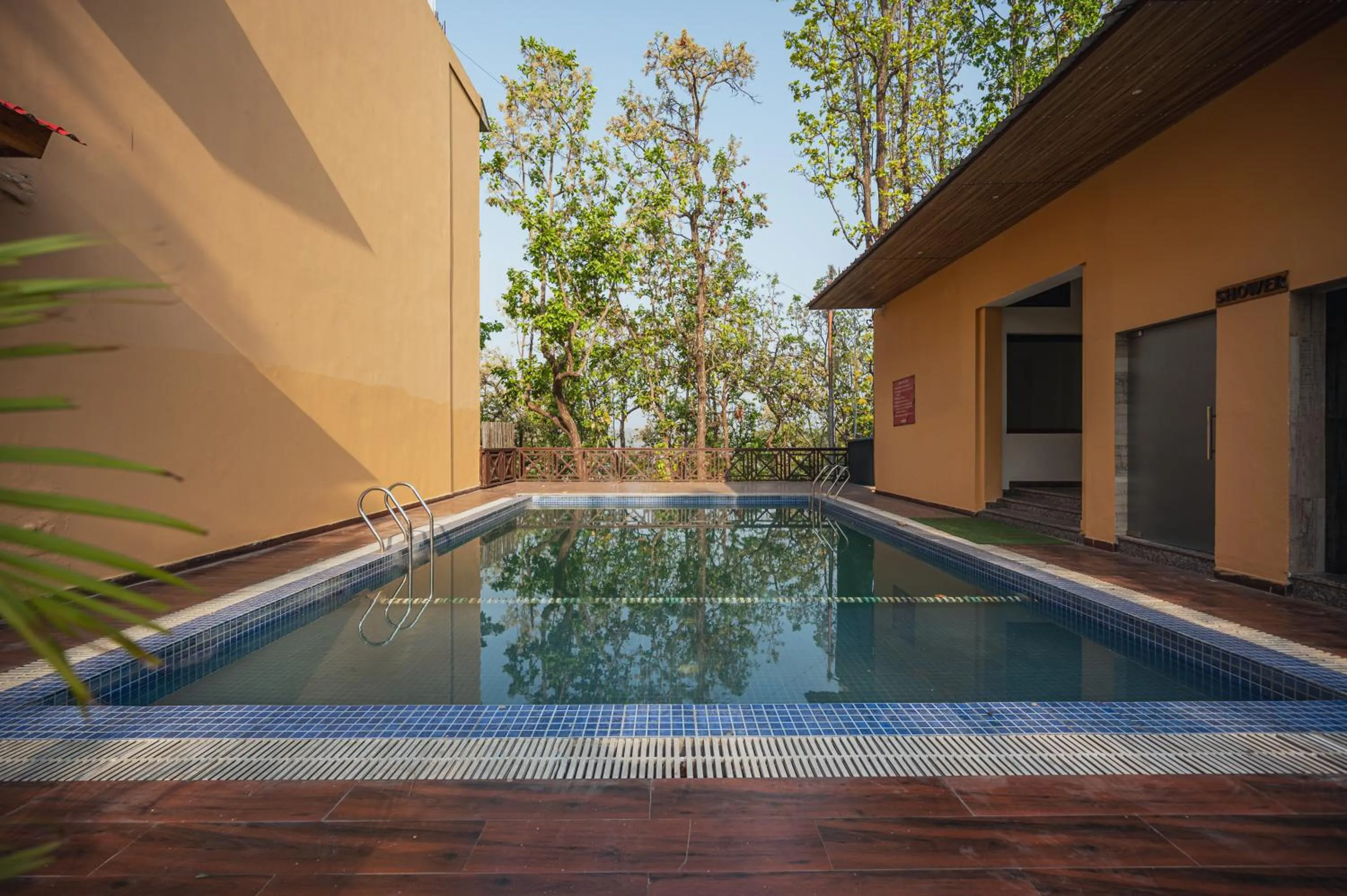 Aavaas Hill Resort