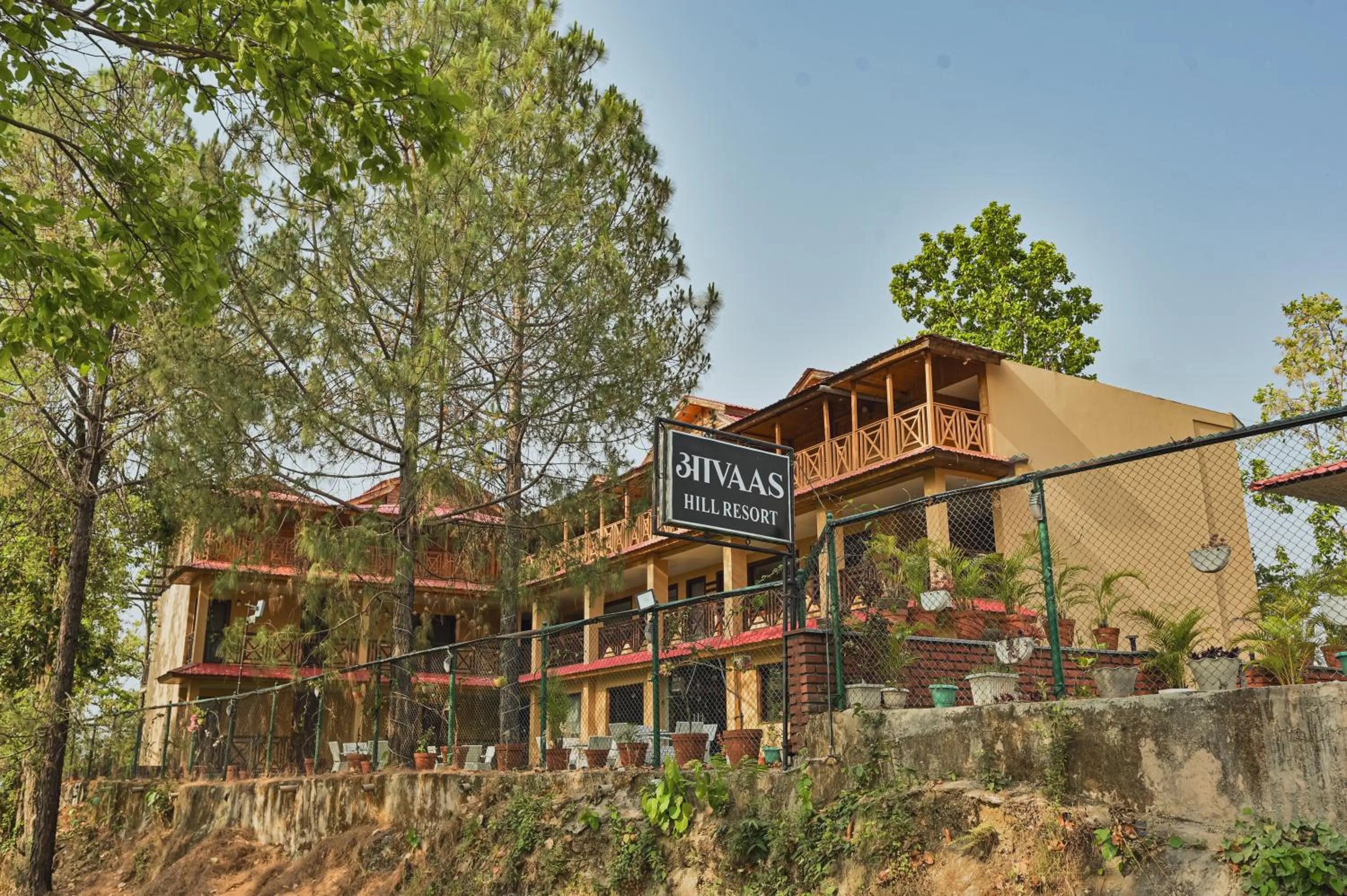 Aavaas Hill Resort