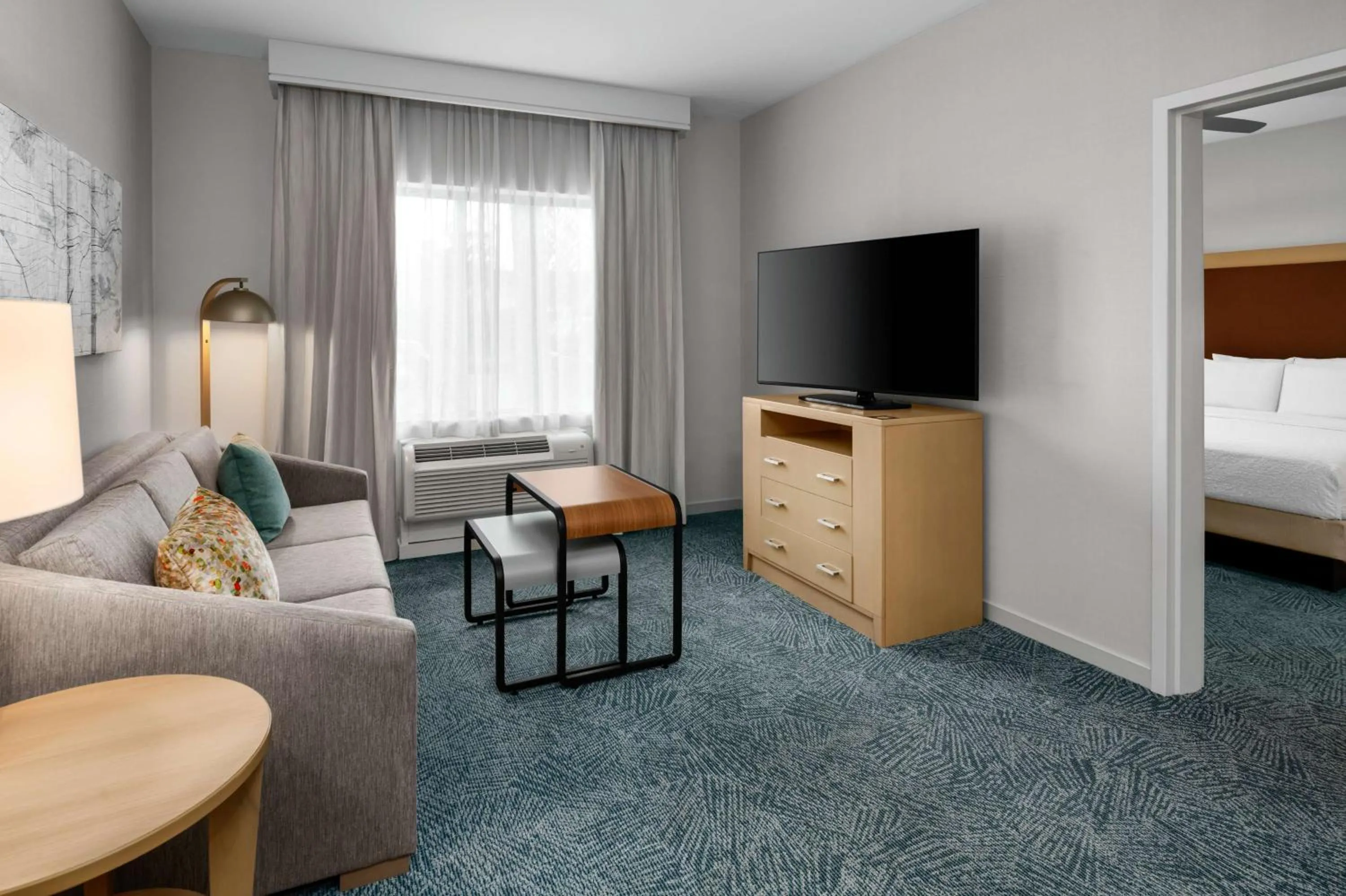 Living room, Bed in Homewood Suites by Hilton Anaheim Conv Ctr/Disneyland Main